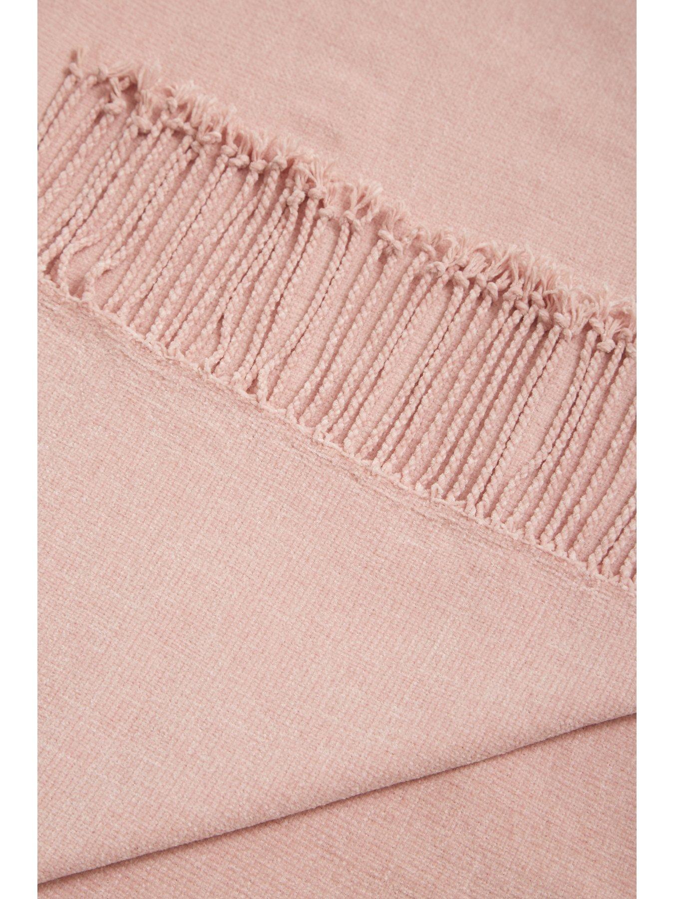 everyday-supersoft-chenille-throw-blushback