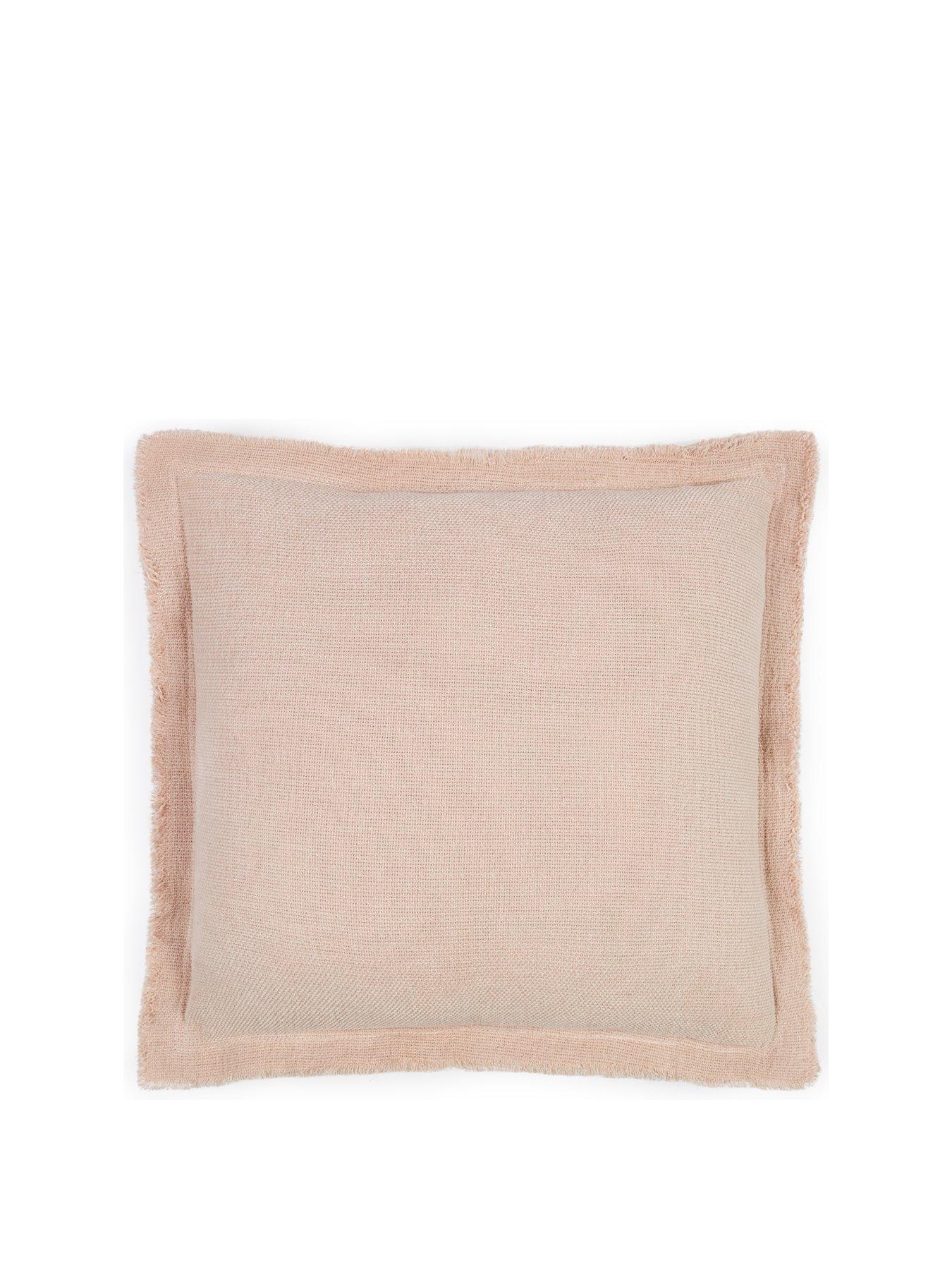 everyday-cotton-cushion-with-fringefront