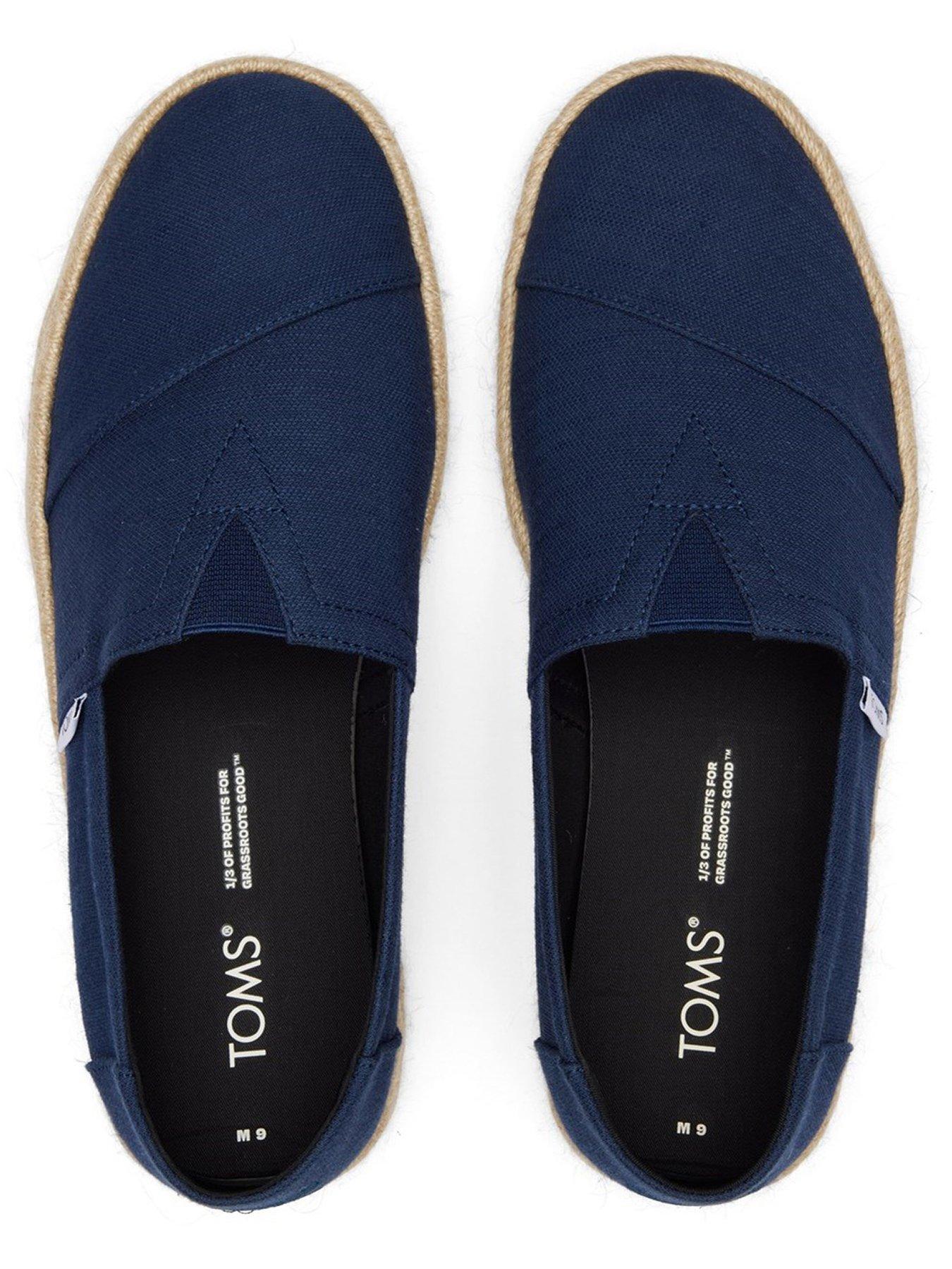 toms-alpargata-rope-20-espadrille-navyoutfit