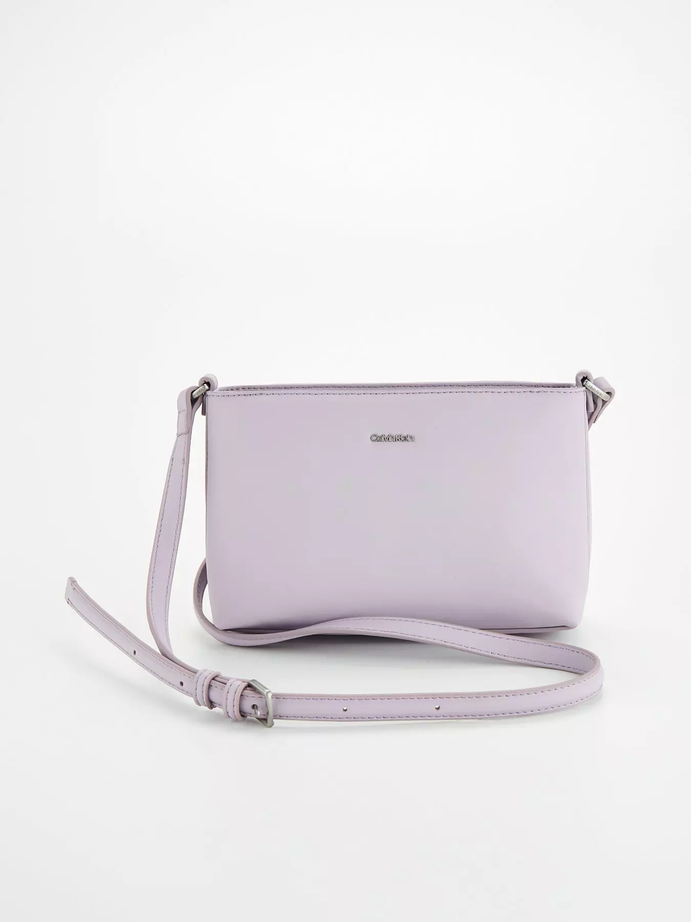 Calvin Klein Lifestyle Must Camera Cross Body Bag