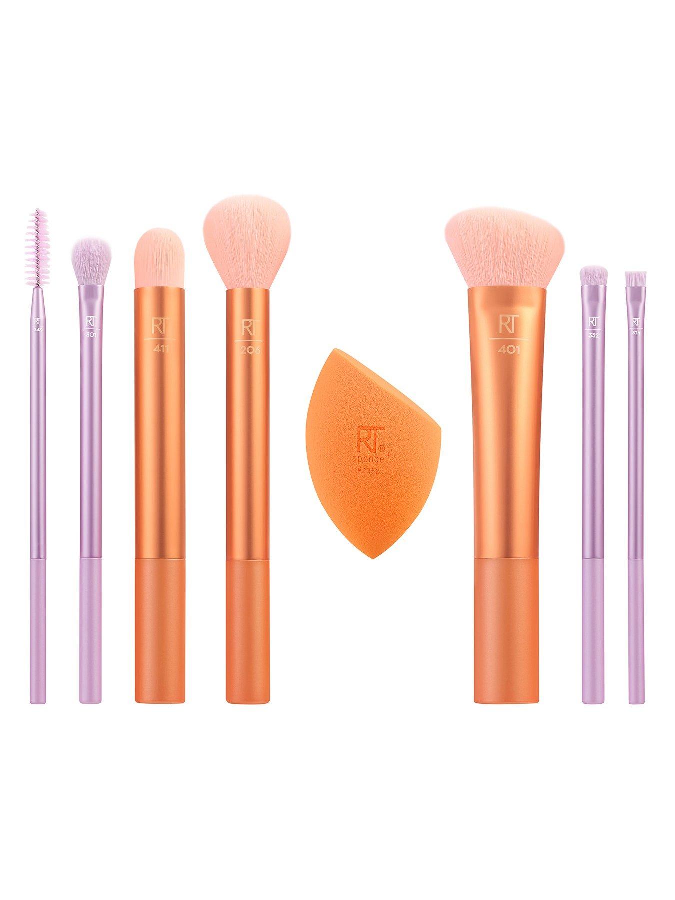 real-techniques-level-up-brush-and-sponge-set-worth-pound60stillFront