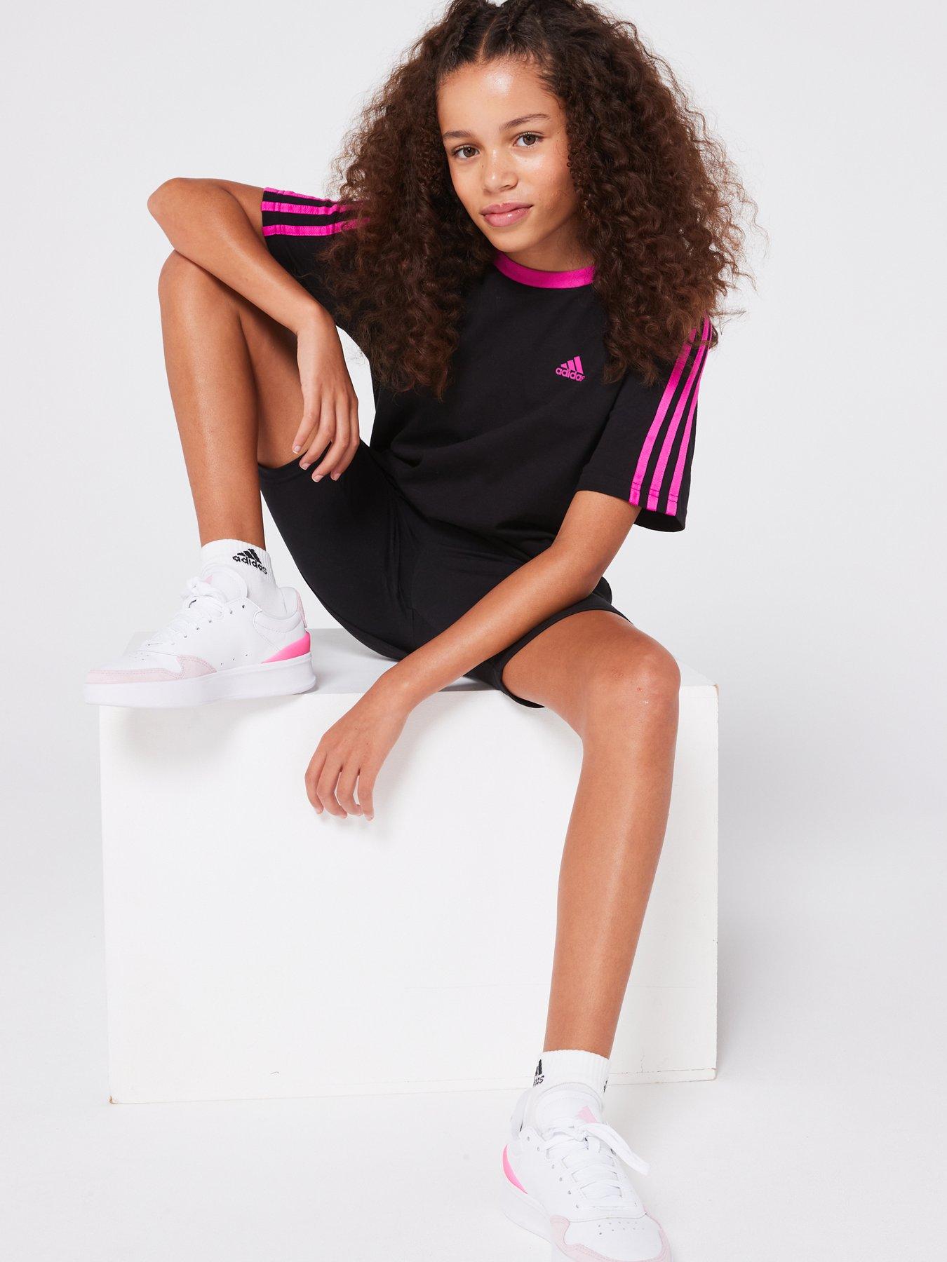 adidas-sportswear-junior-essentials-cycle-shorts-blackwhiteoutfit