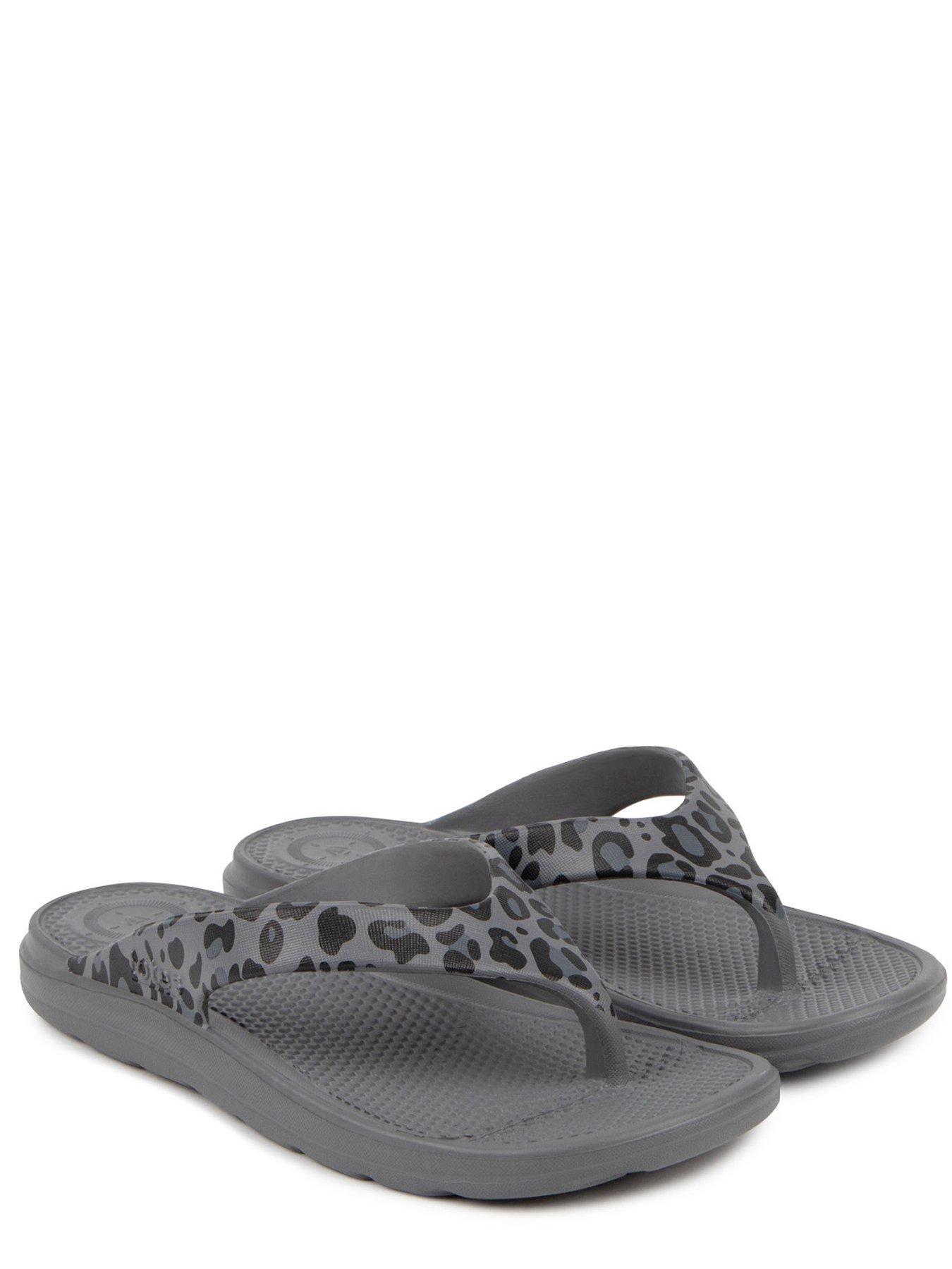 totes-ladies-solbounce-toe-post-sandal-greyback