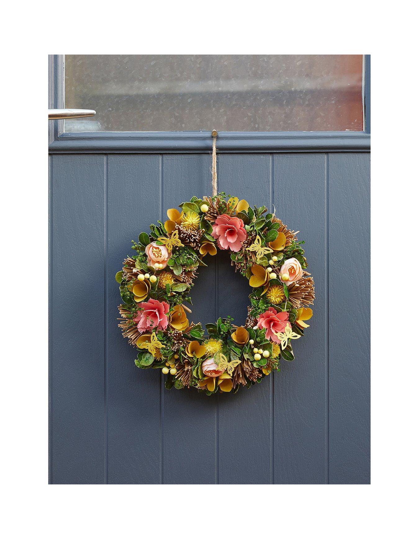 smart-garden-summer-whirl-decorative-wreath