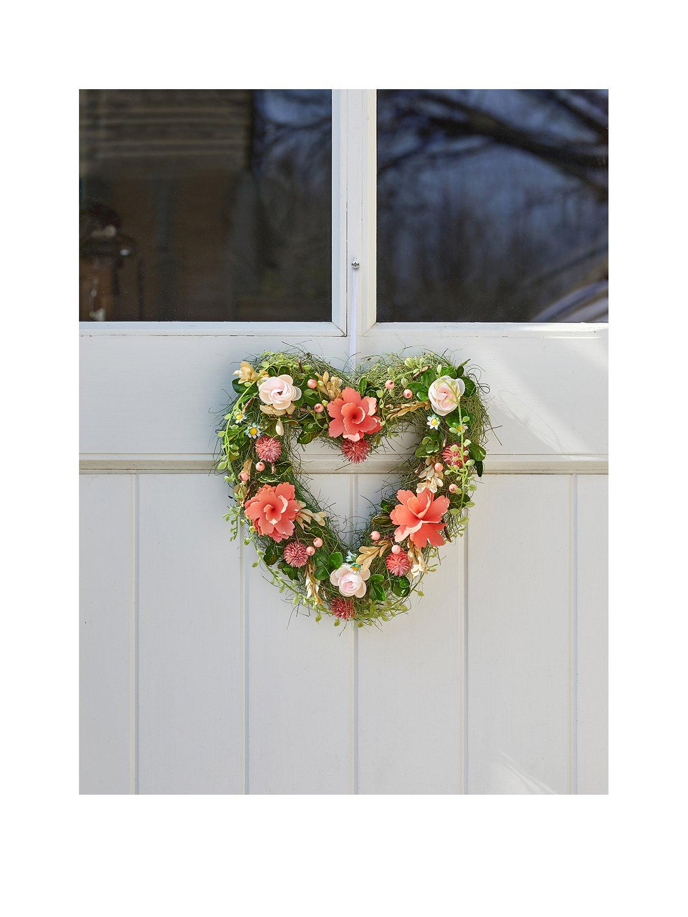 smart-garden-floranbspheart-door-wreath