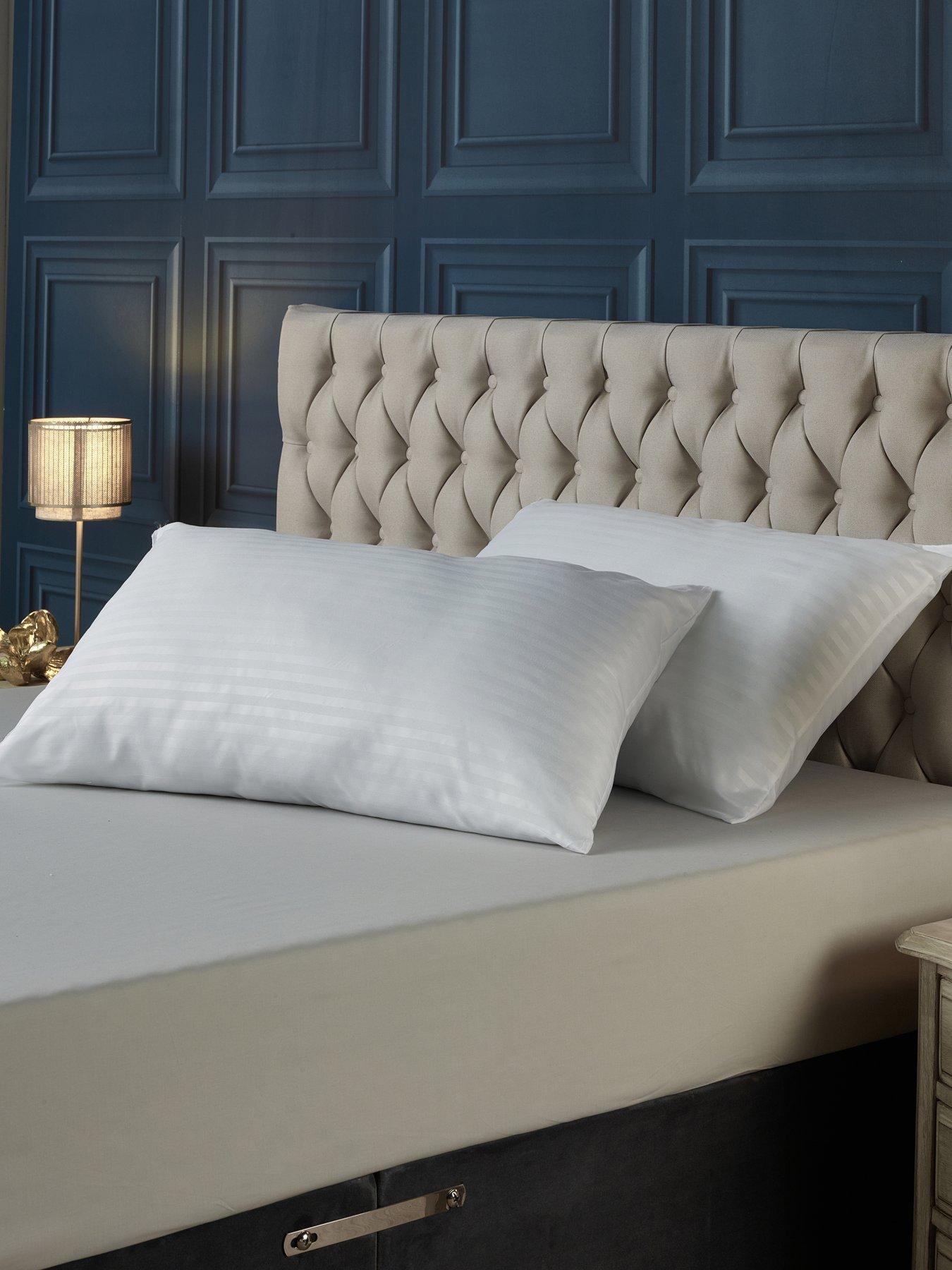 the-very-collection-classic-cotton-hotel-stripe-pillow-pairback