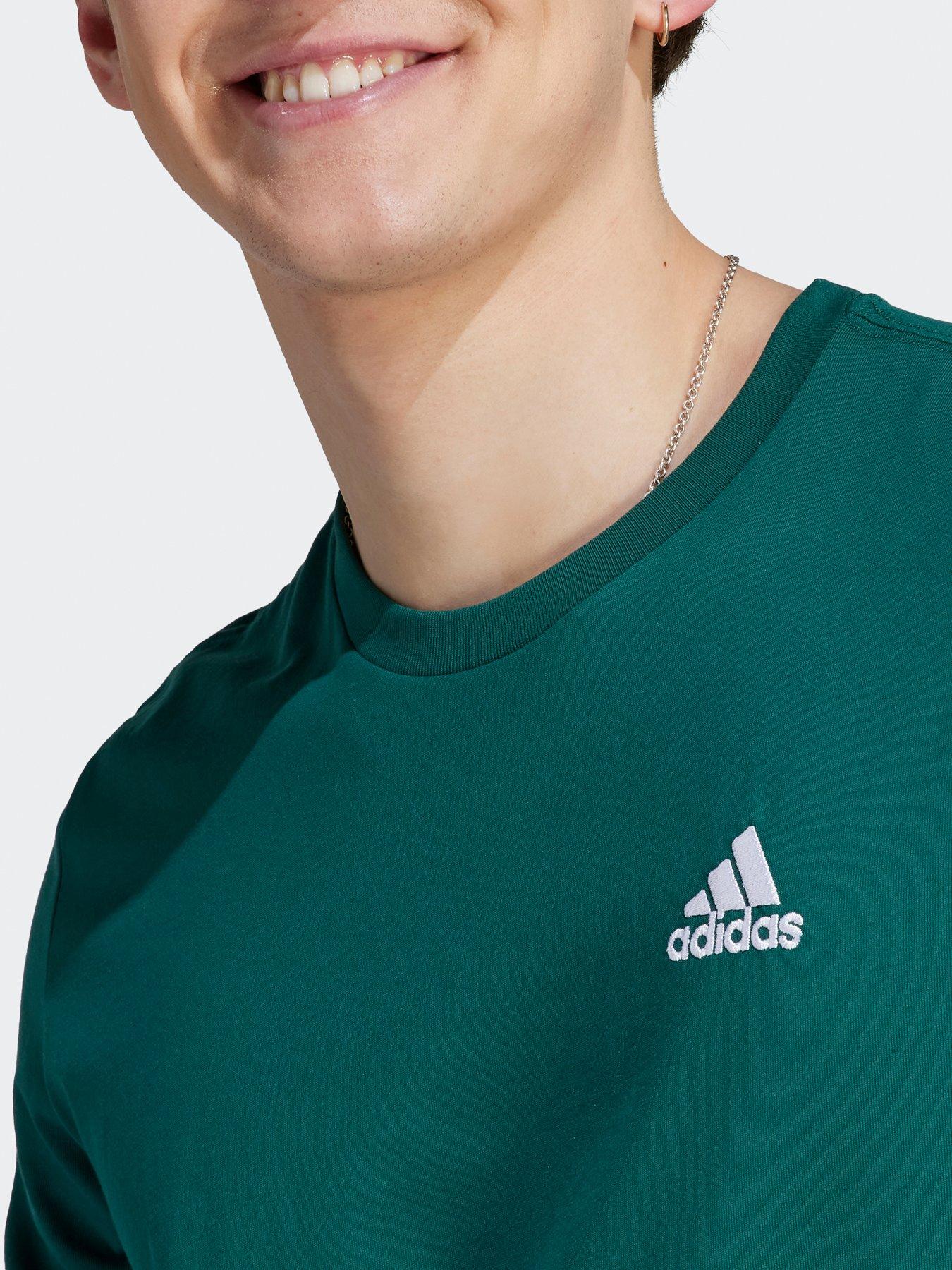 adidas-sportswear-mens-essentials-short-sleeve-t-shirt-greenoutfit