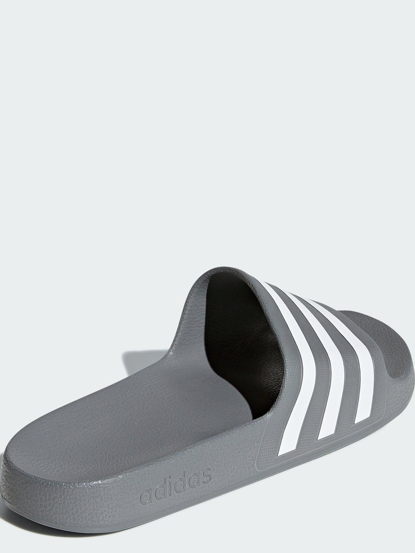 White adidas sliders store mens