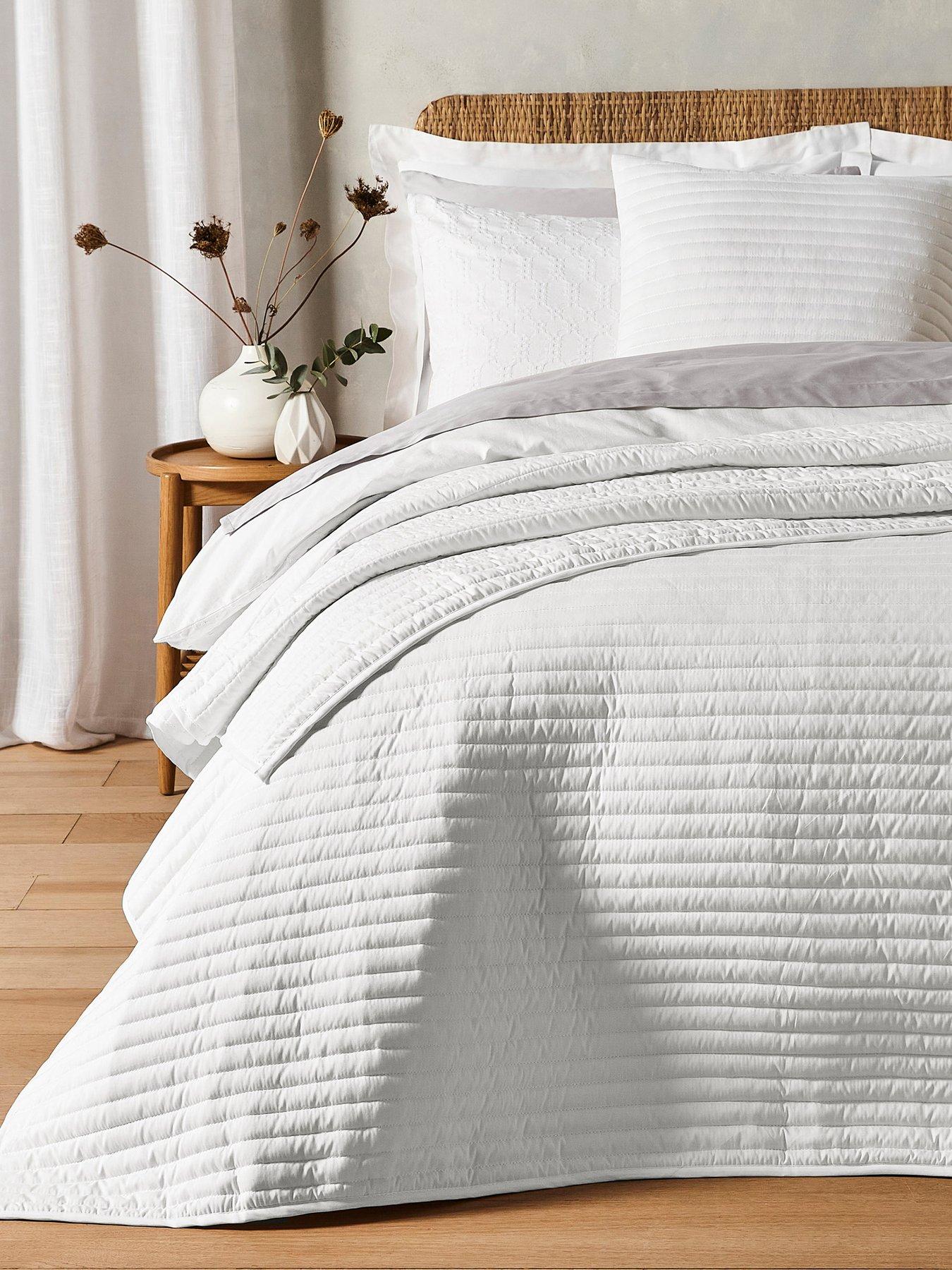 bianca-quilted-lines-bedspread-throw-in-white