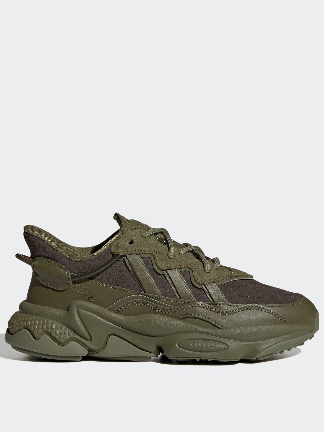 Adidas originals ozweego trainers outlet in black and green