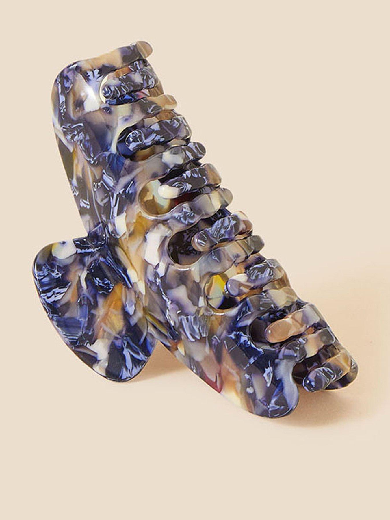 accessorize-large-resin-claw-clip