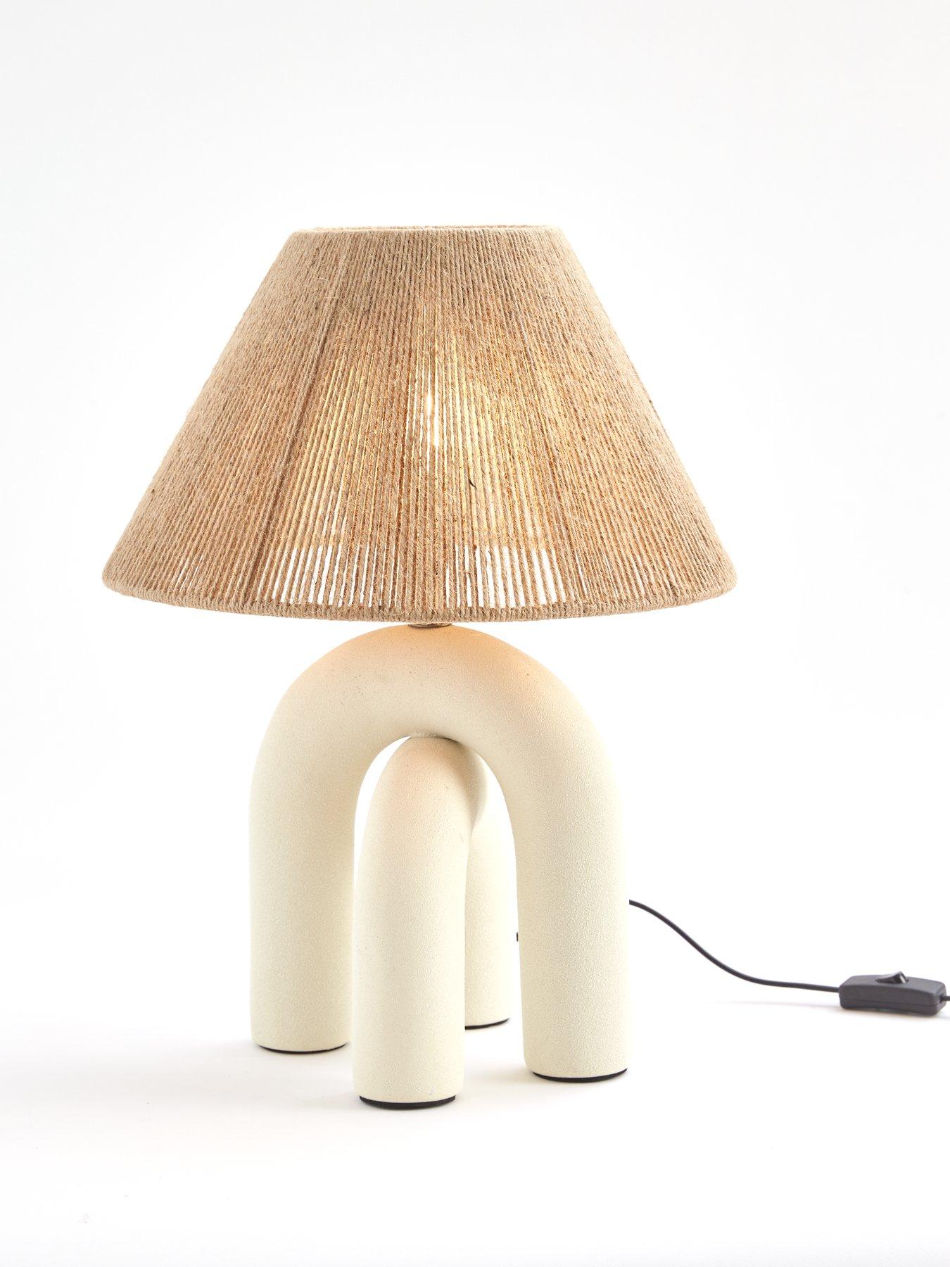 very-home-aila-ceramic-table-lampback