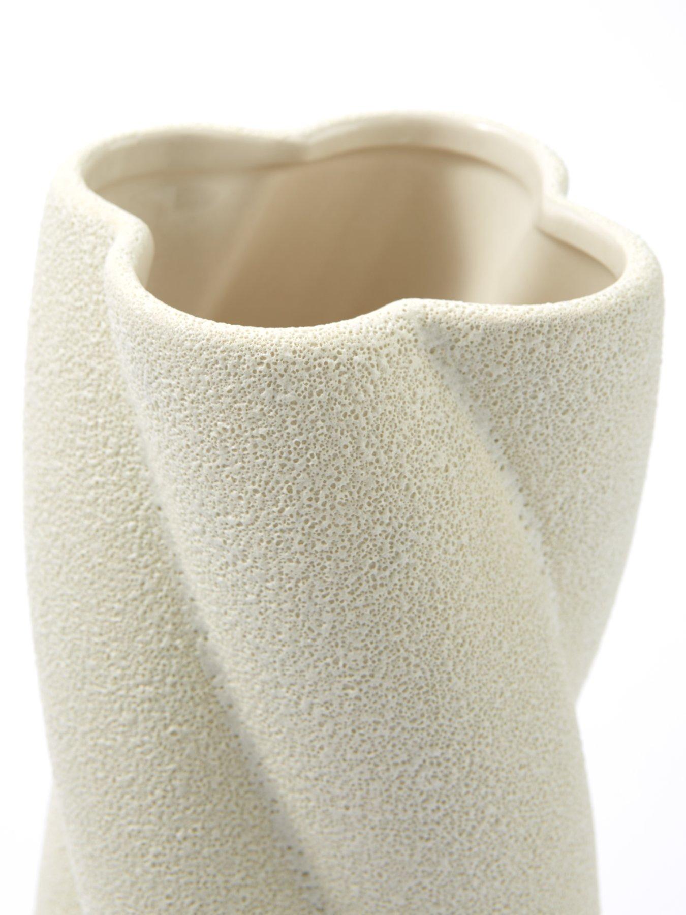 Image 4 of 6 of The Very Collection Spiral Vase - Natural