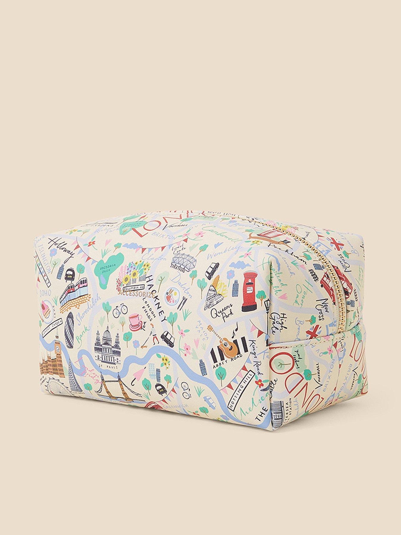 accessorize-london-print-washbagback