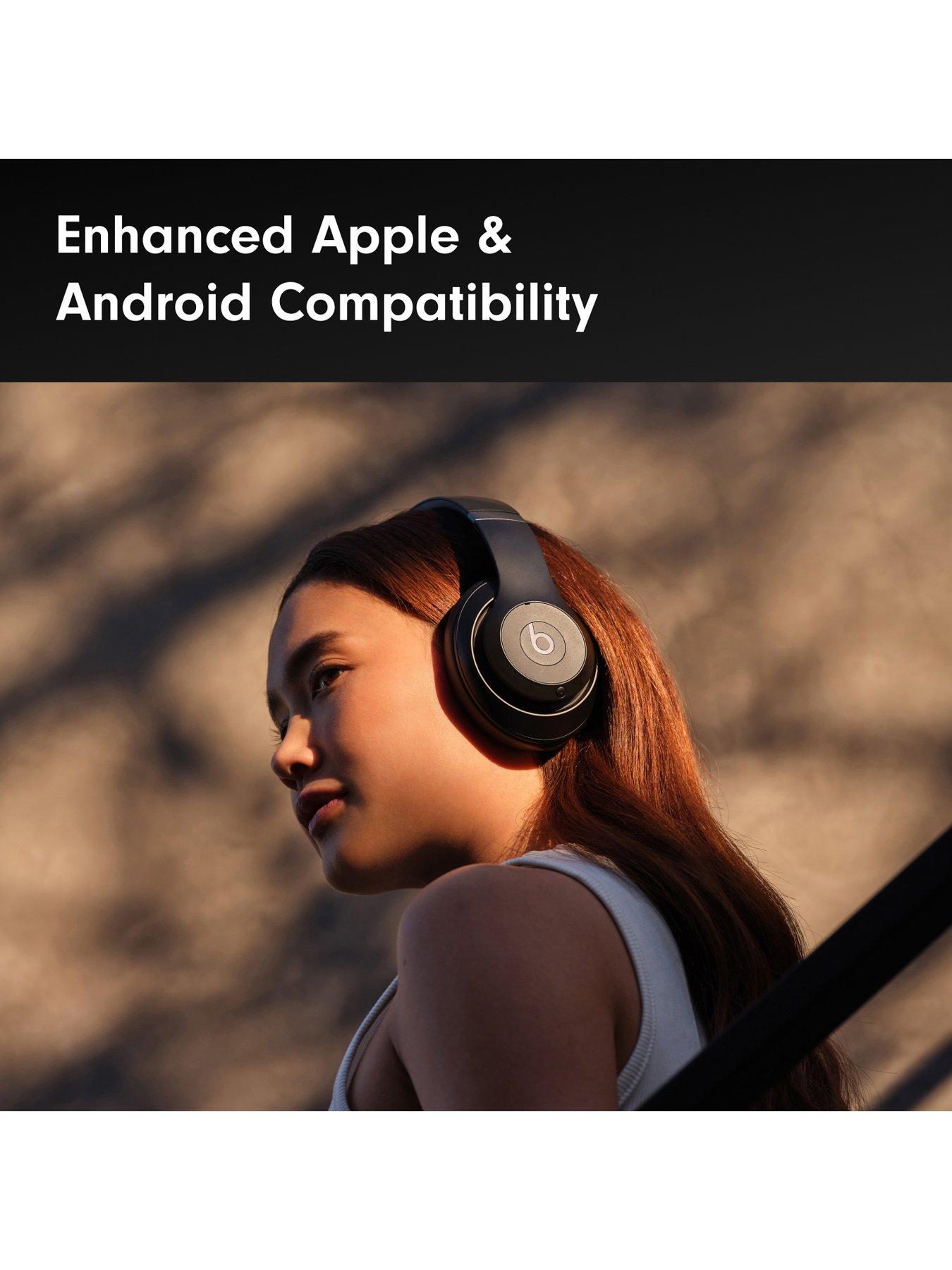 Image 6 of 8 of Beats Studio Pro Wireless Headphones