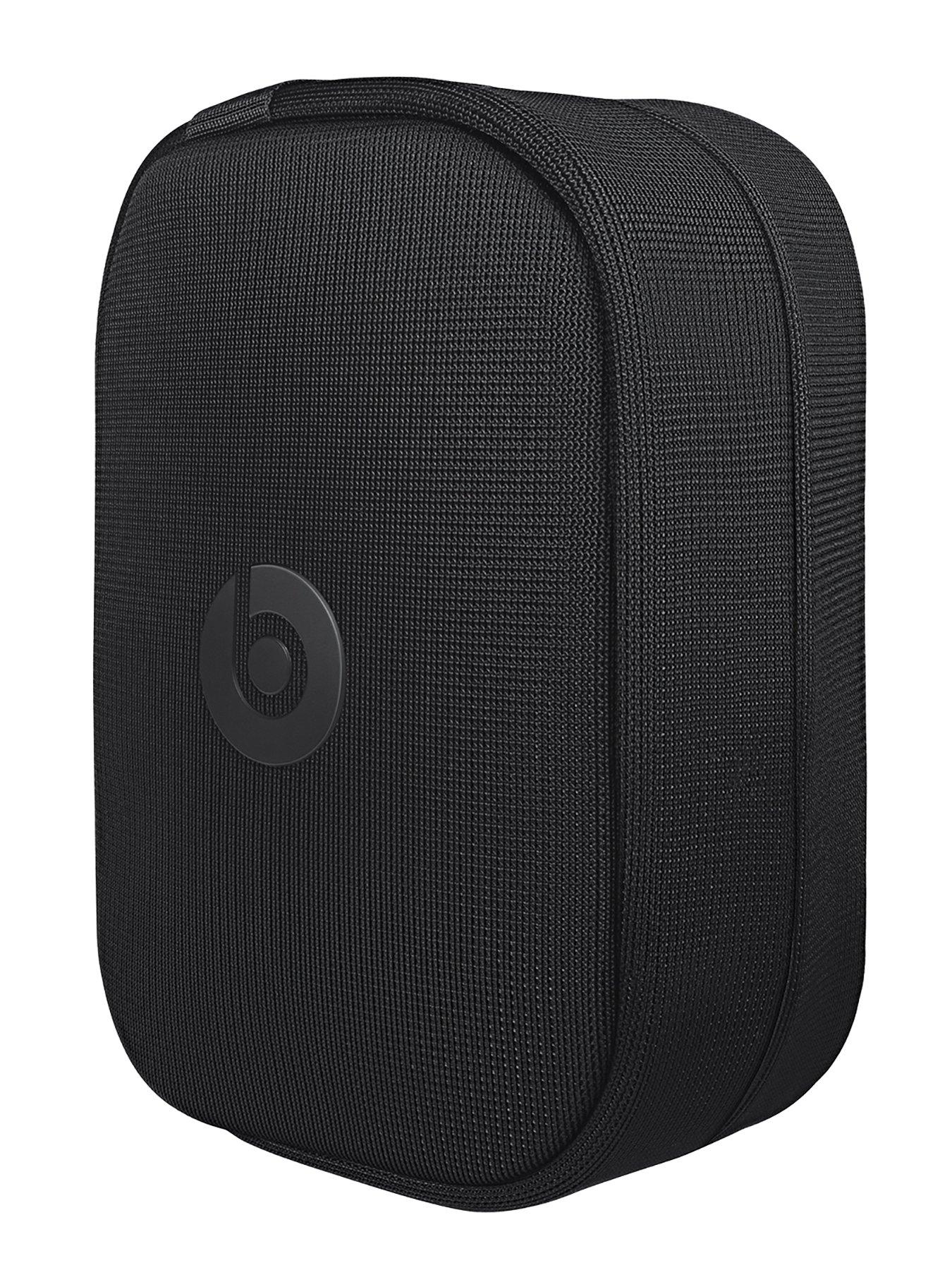 Image 7 of 8 of Beats Studio Pro Wireless Headphones