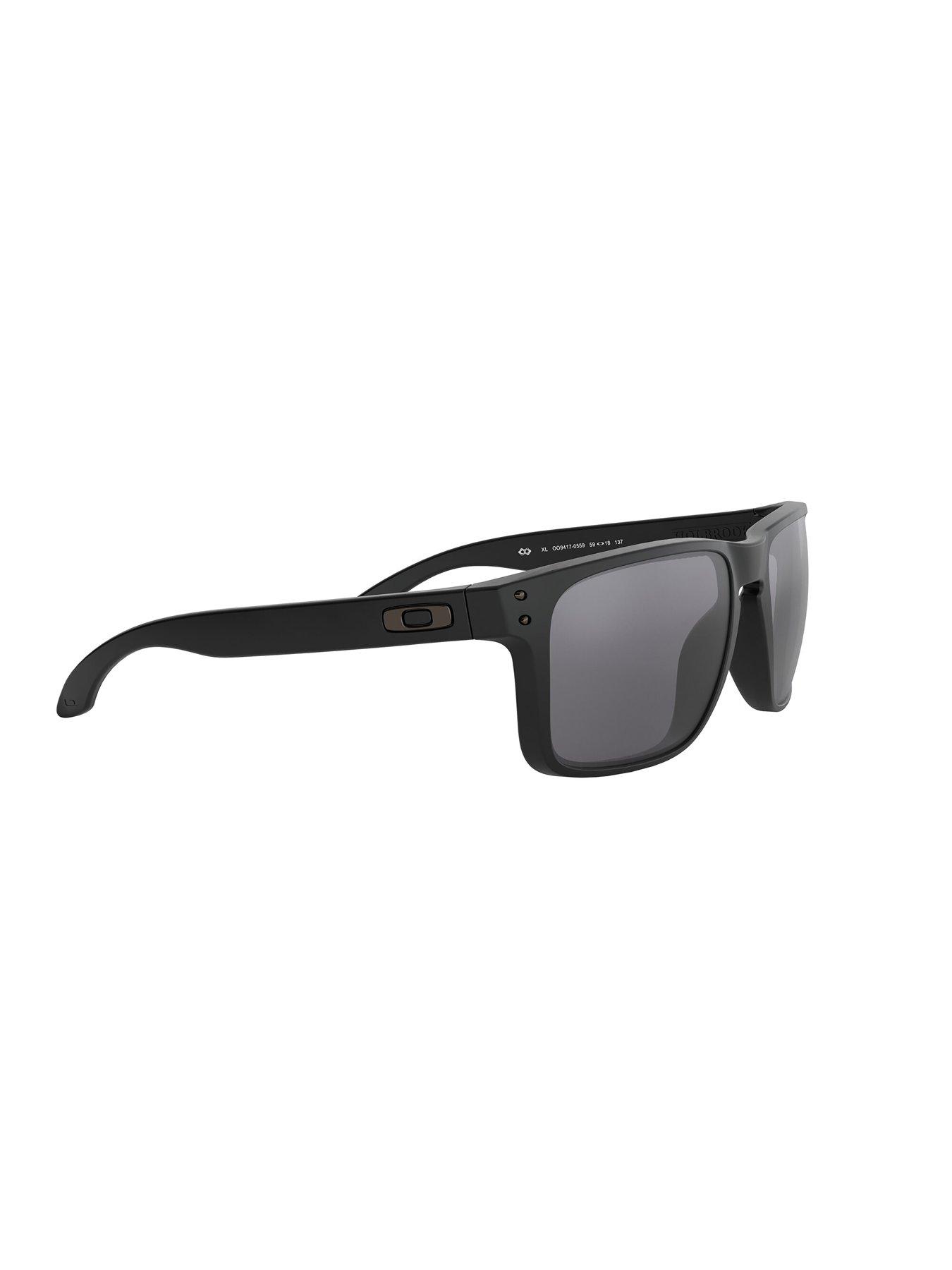 oakley-oakley-holbrook-xl-square-sunglasses-blackdetail