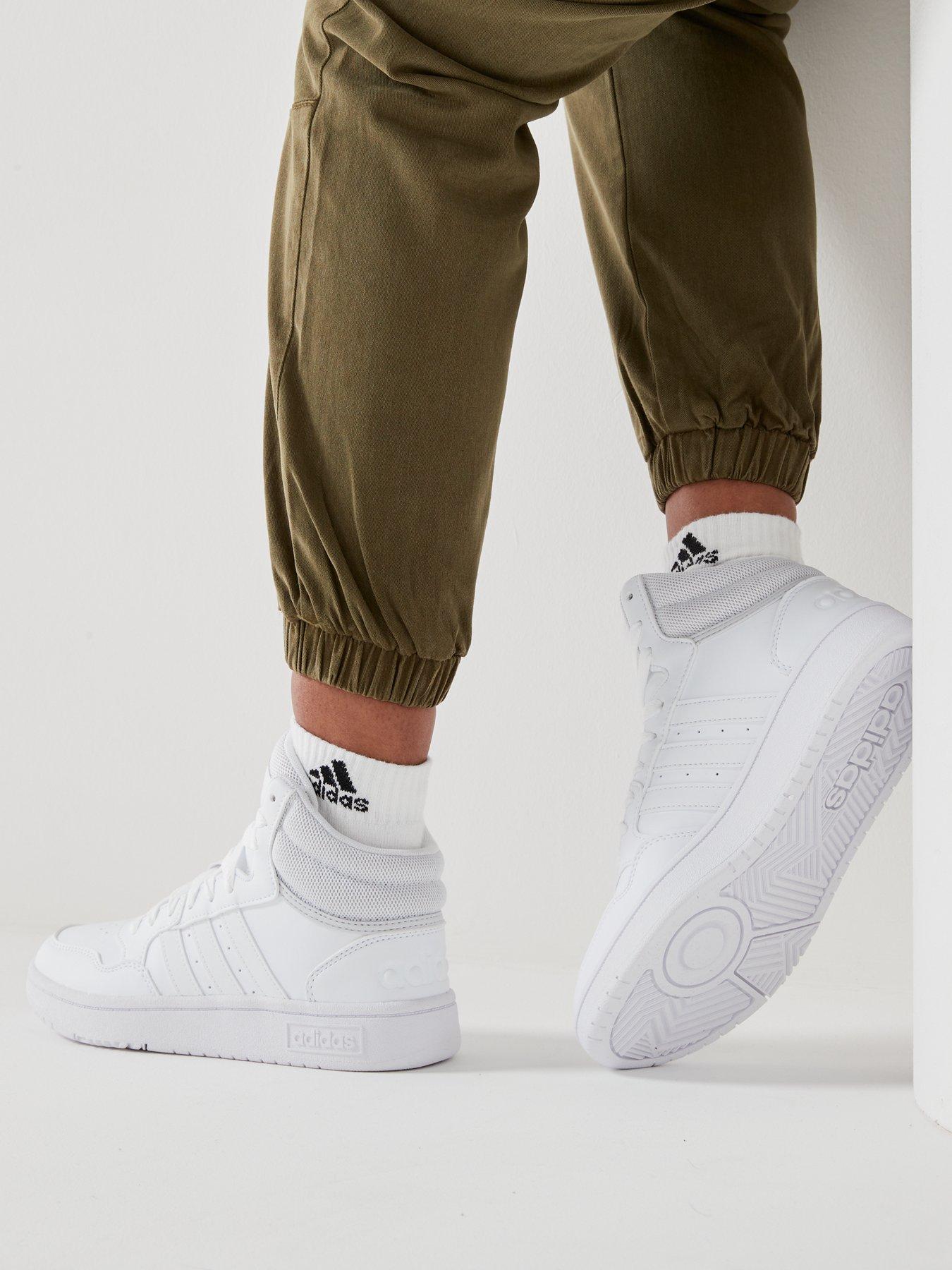 Adidas classic trainers white best sale