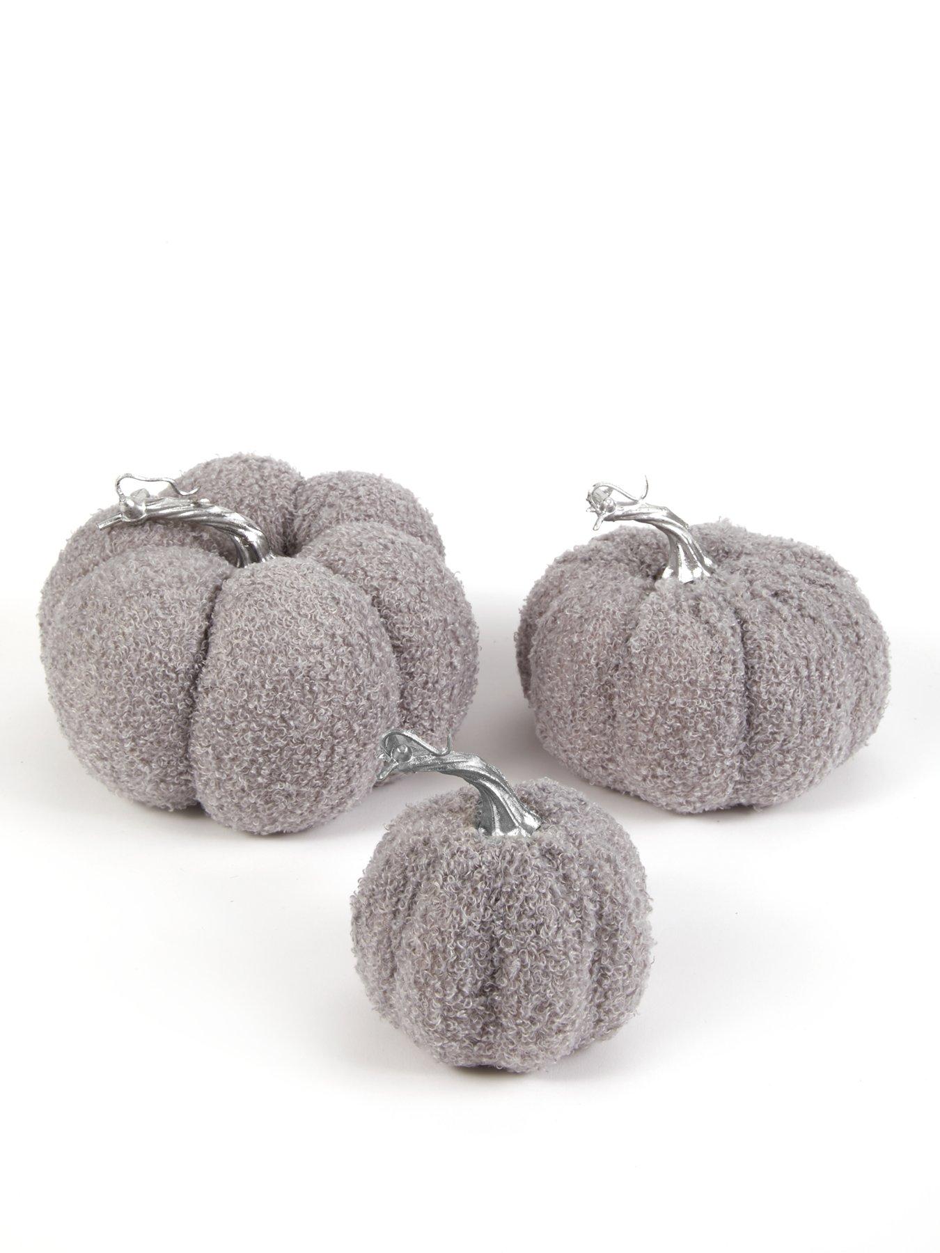 heaven-sends-boucle-pumpkins-set-of-3stillFront