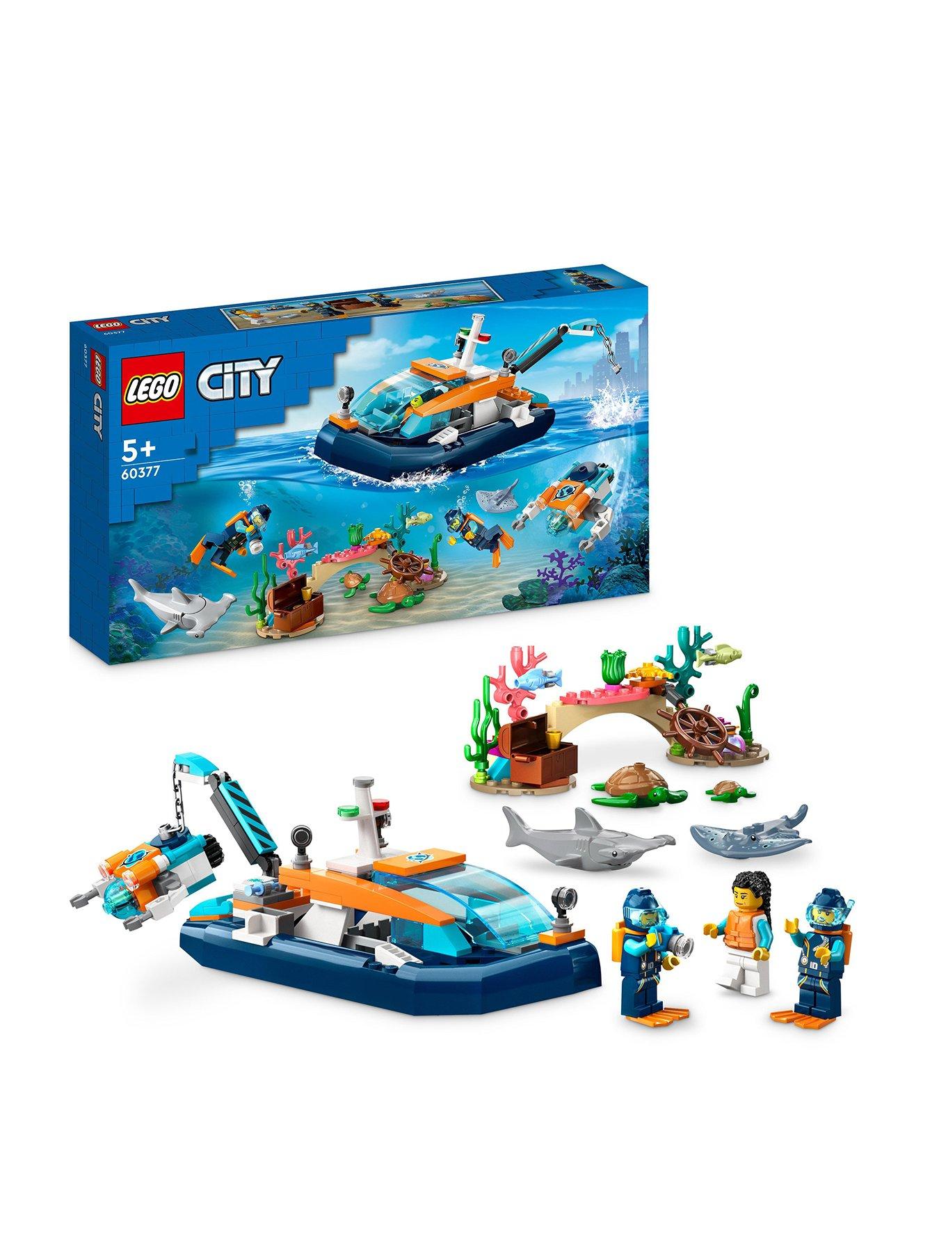 Lego city store diving boat