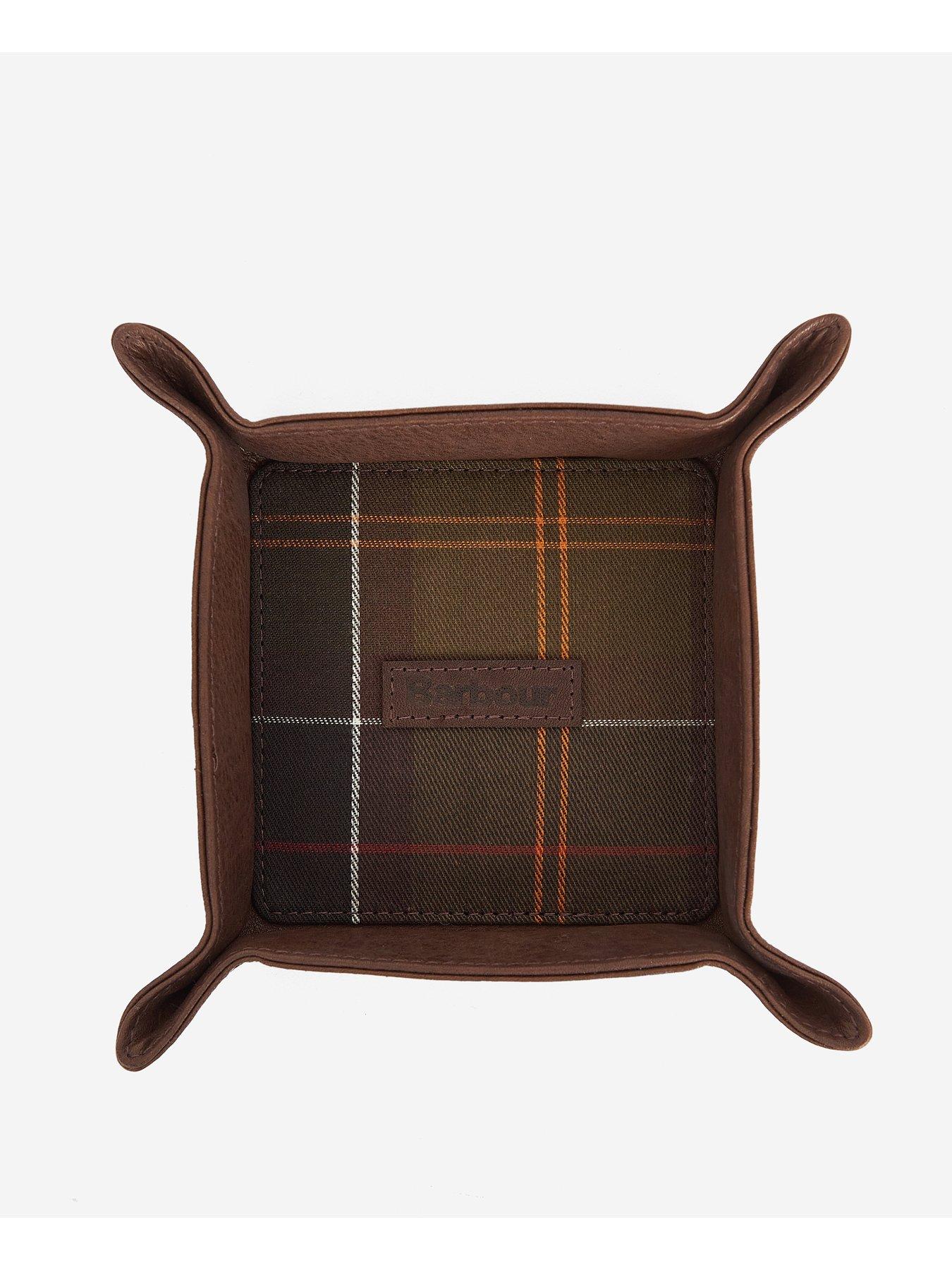 barbour-leather-valet-tray-and-card-holder-gift-set-brownstillFront