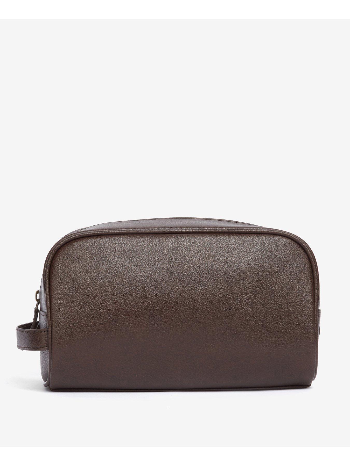 barbour-barbour-leather-washbag-dark-brownstillFront