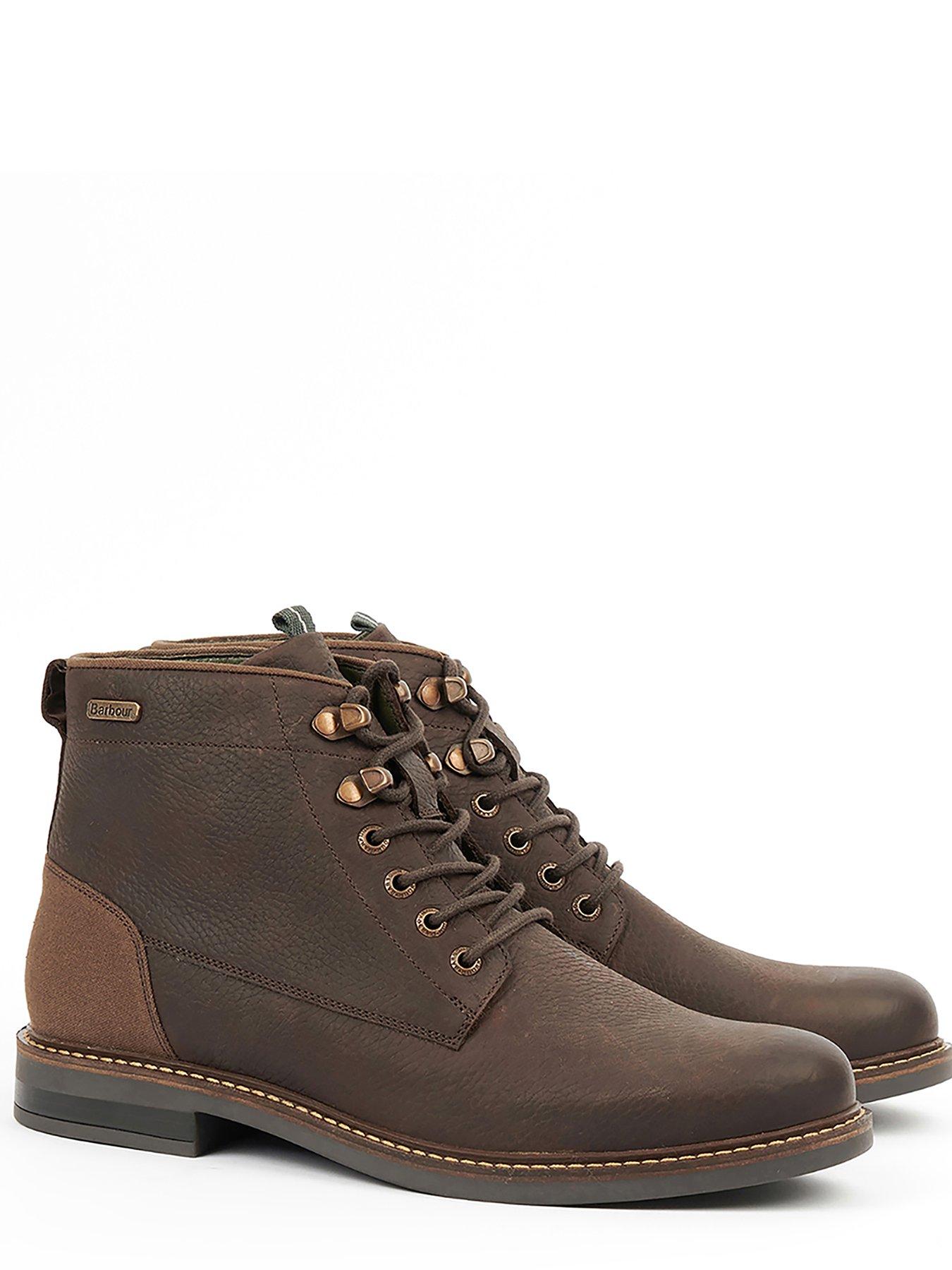 barbour-barbour-deckham-leather-boots-dark-brownoutfit