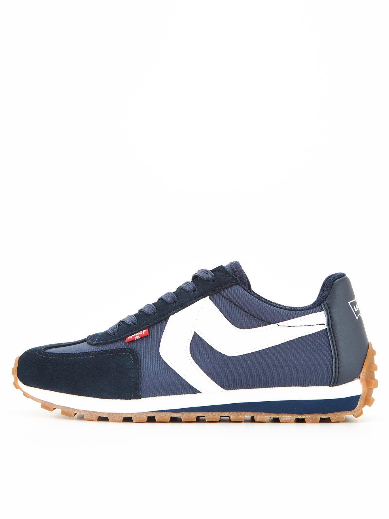 Tenis levis 2025 price shoes