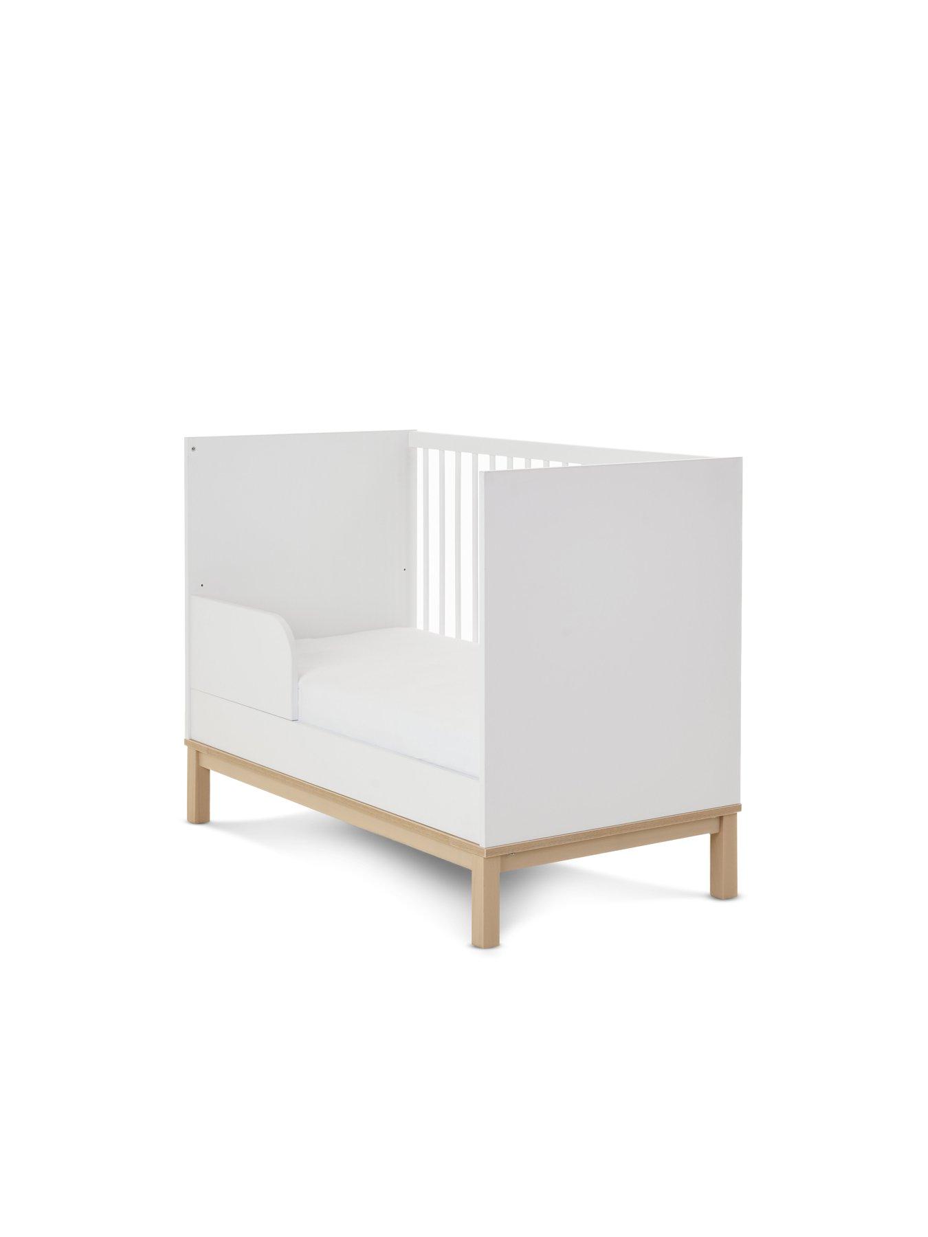 obaby-astrid-mini-2-piece-nursery-furniture-set-whitedetail