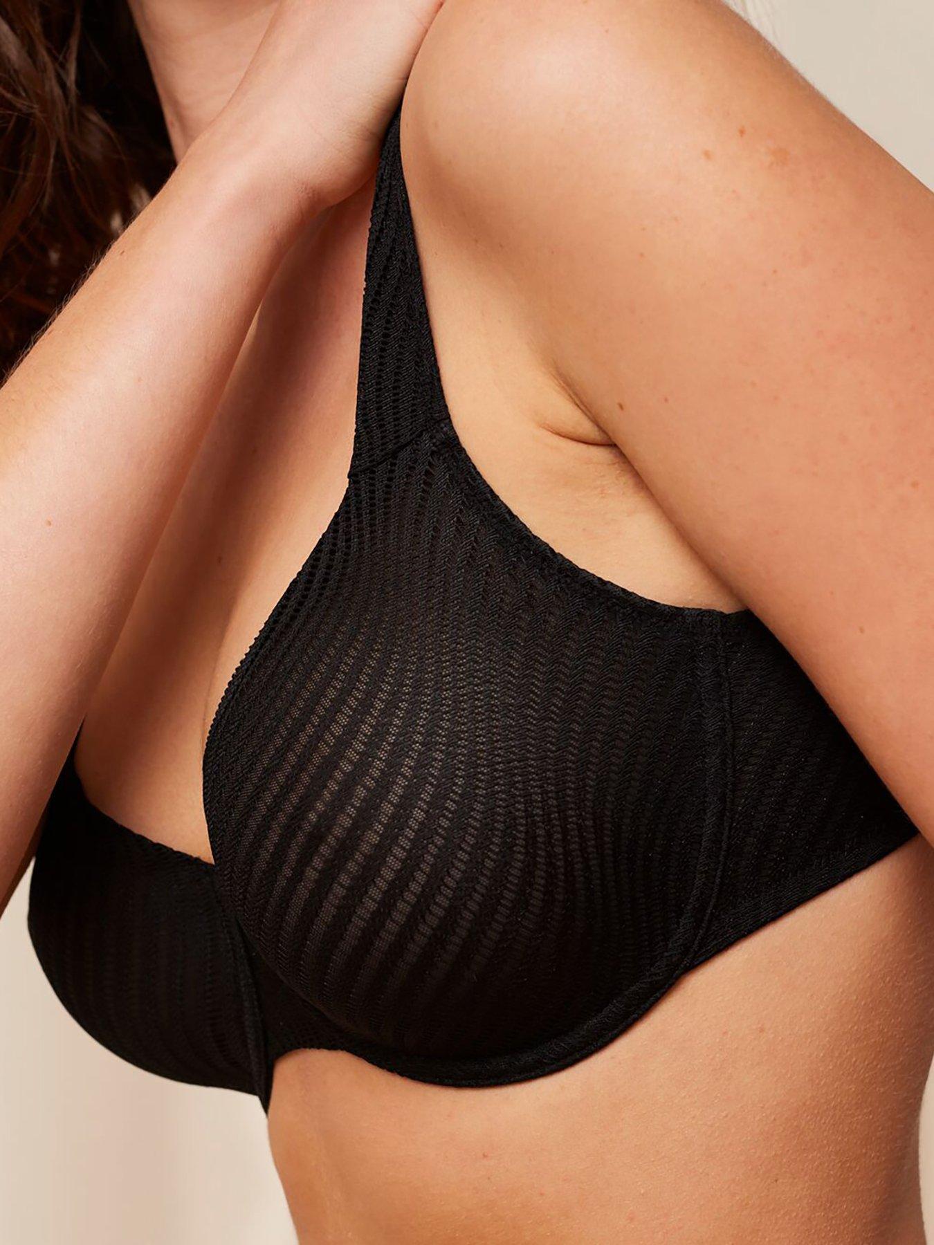 triumph-triumph-harmony-minimiser-spotlight-underwired-bra-blackoutfit
