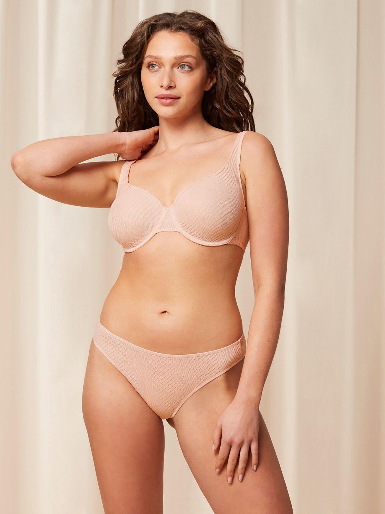 Image 2 of 3 of Triumph Triumph Harmony Minimiser Spotlight Underwired Bra - Pink