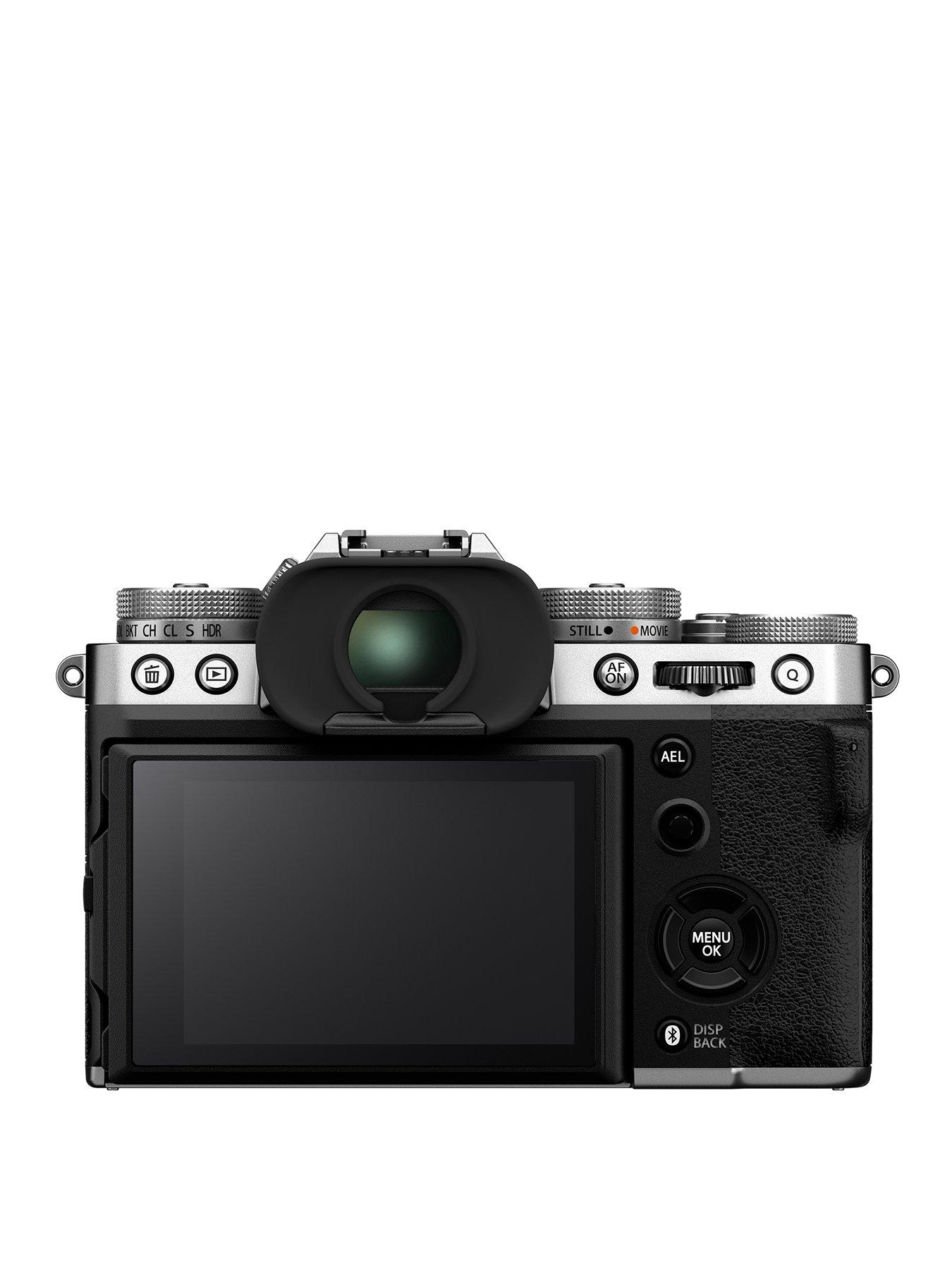 Image 2 of 7 of Fujifilm X-T5 Mirrorless Digital Camera with&nbsp;XF16-80mm F4 R OIS WR Lens Kit - Silver