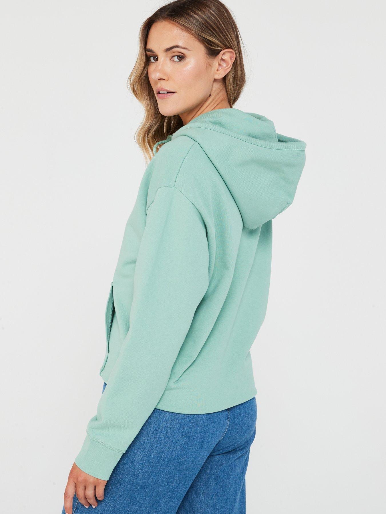 levis-standard-hoodie-granite-greenstillFront