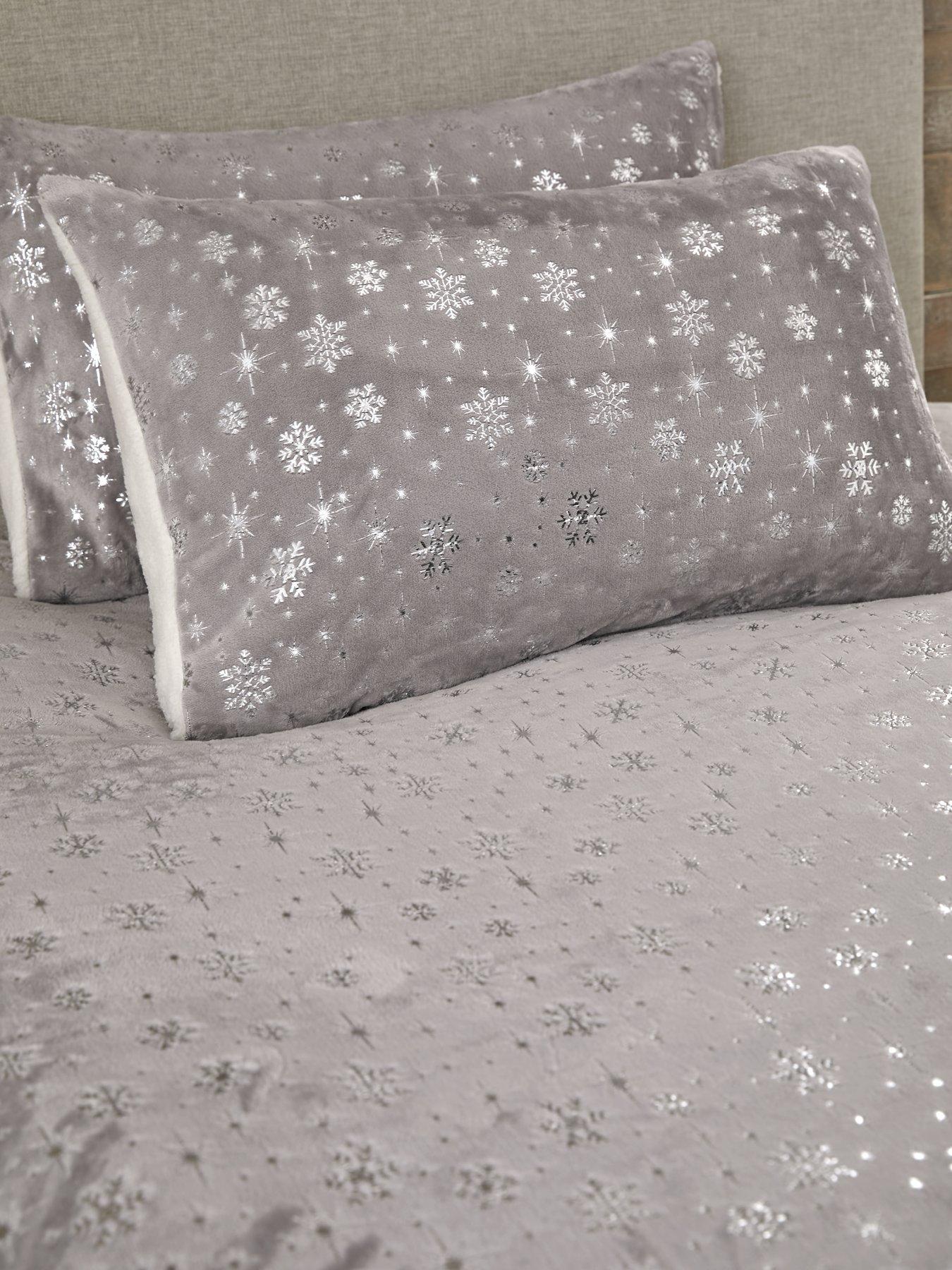 very-home-sparkle-snowflake-fleece-duvet-cover-set-silveroutfit