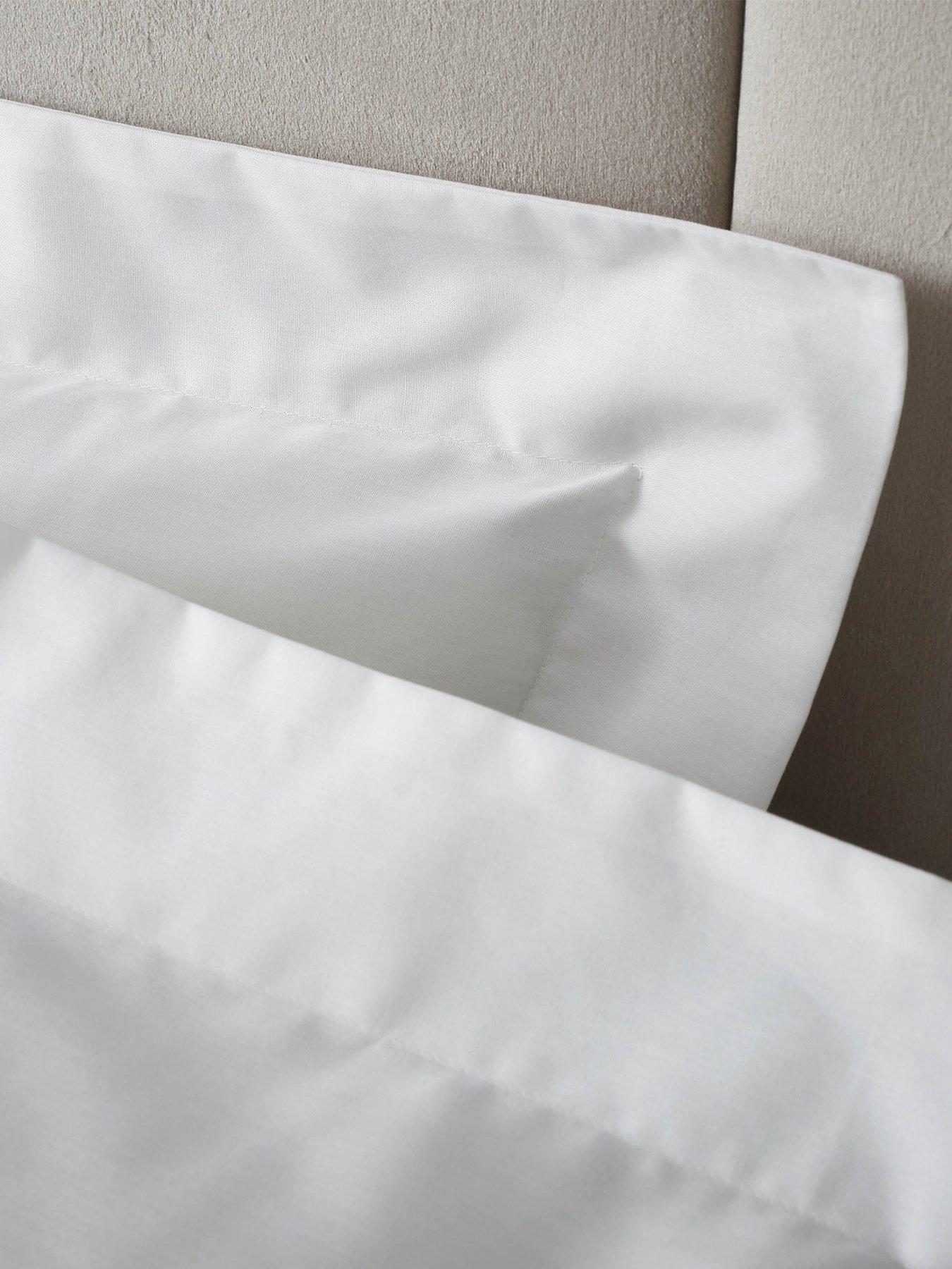 Image 3 of 4 of Bianca 180 Thread Count 100% Egyptian Cotton Oxford Pillowcase