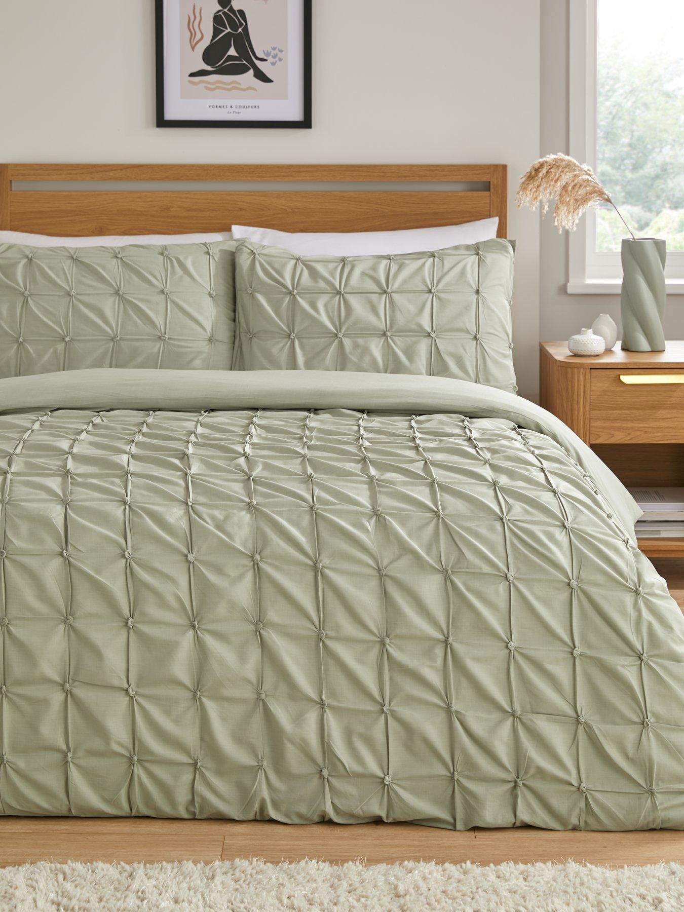 very-home-pleated-duvet-covernbspset-green