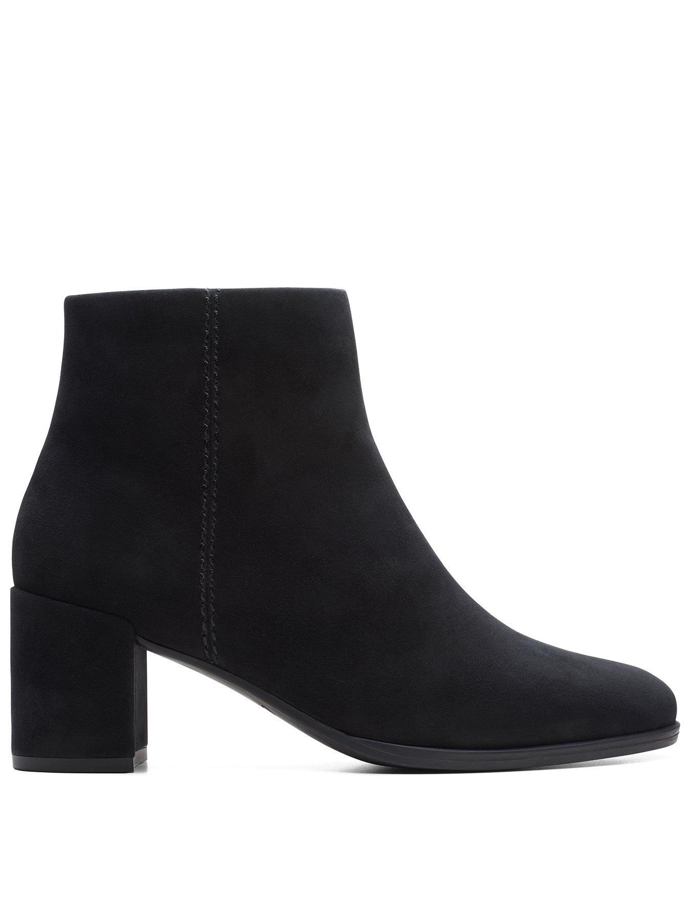 clarks-clarks-freva55-zip-boots-black-sde