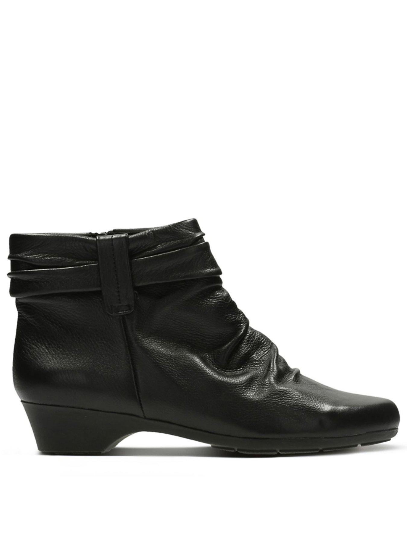 Clarks ankle best sale boots sale ladies