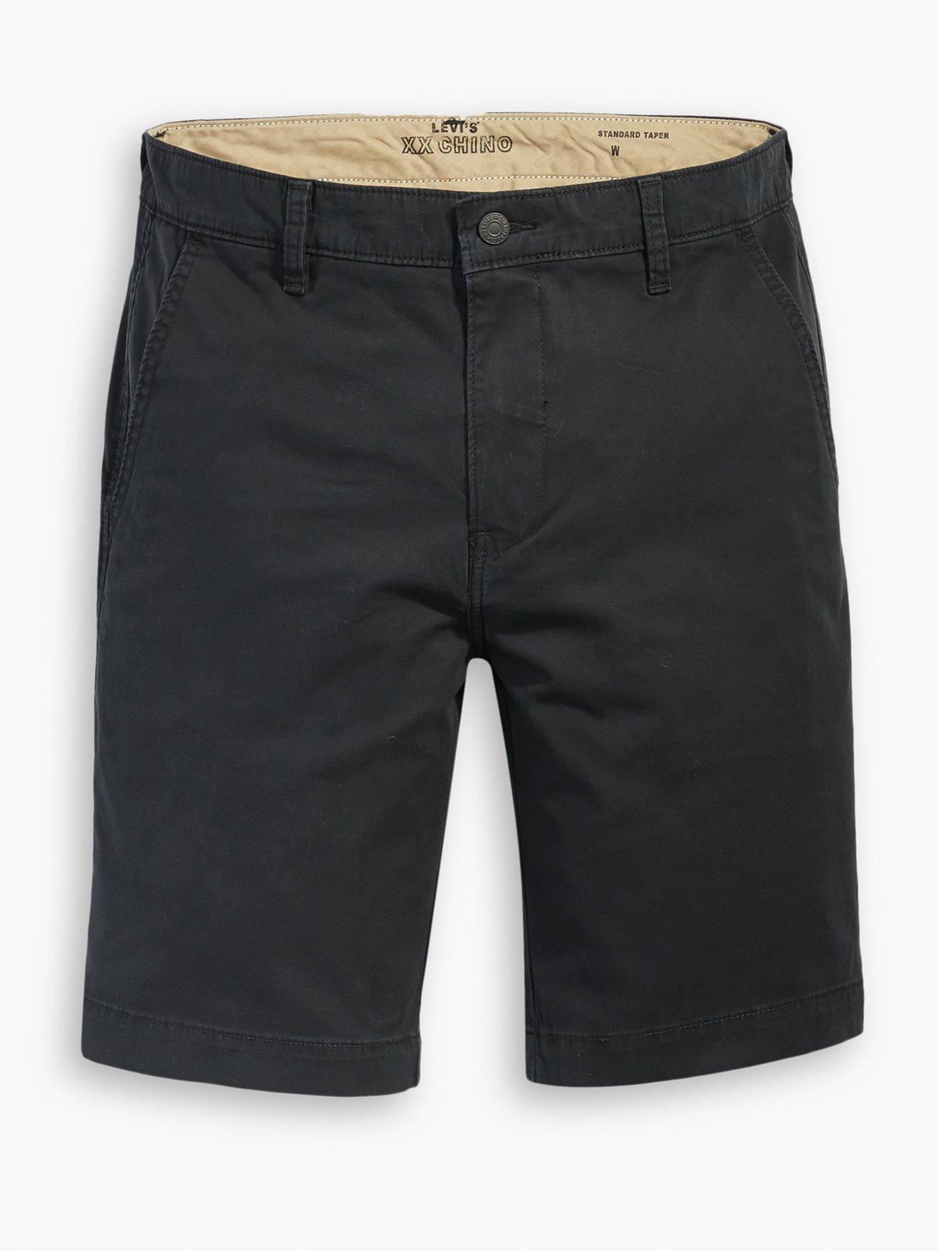 levis-levis-xx-chino-taper-shorts-blackoutfit