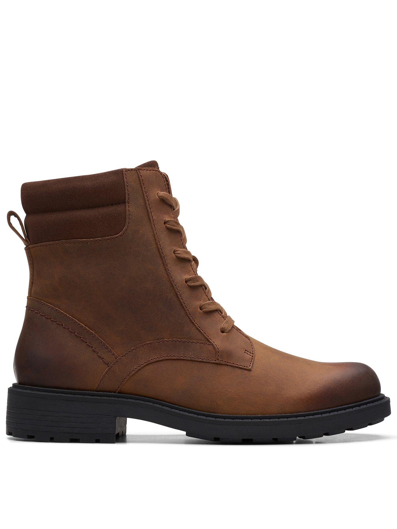 Clarks wanda outlet boot