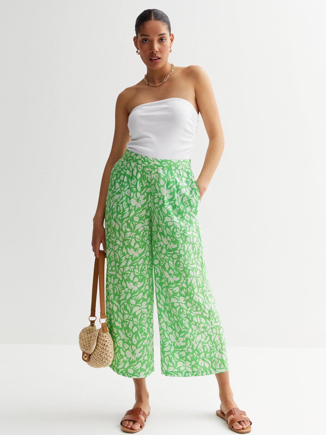 new-look-pattern-leaf-cropped-pants-printback