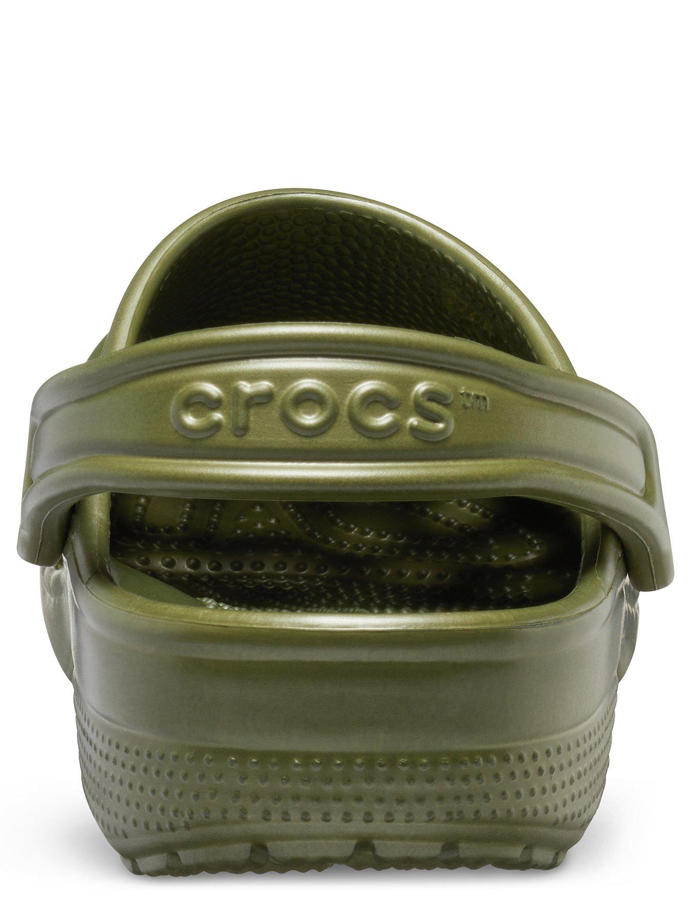 crocs-mens-classic-clog-sandal-greenstillFront