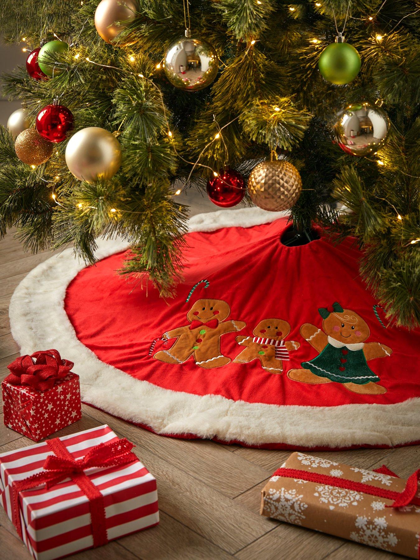 three-kings-gingerbread-family-christmasnbsptree-skirt-116-cmfront