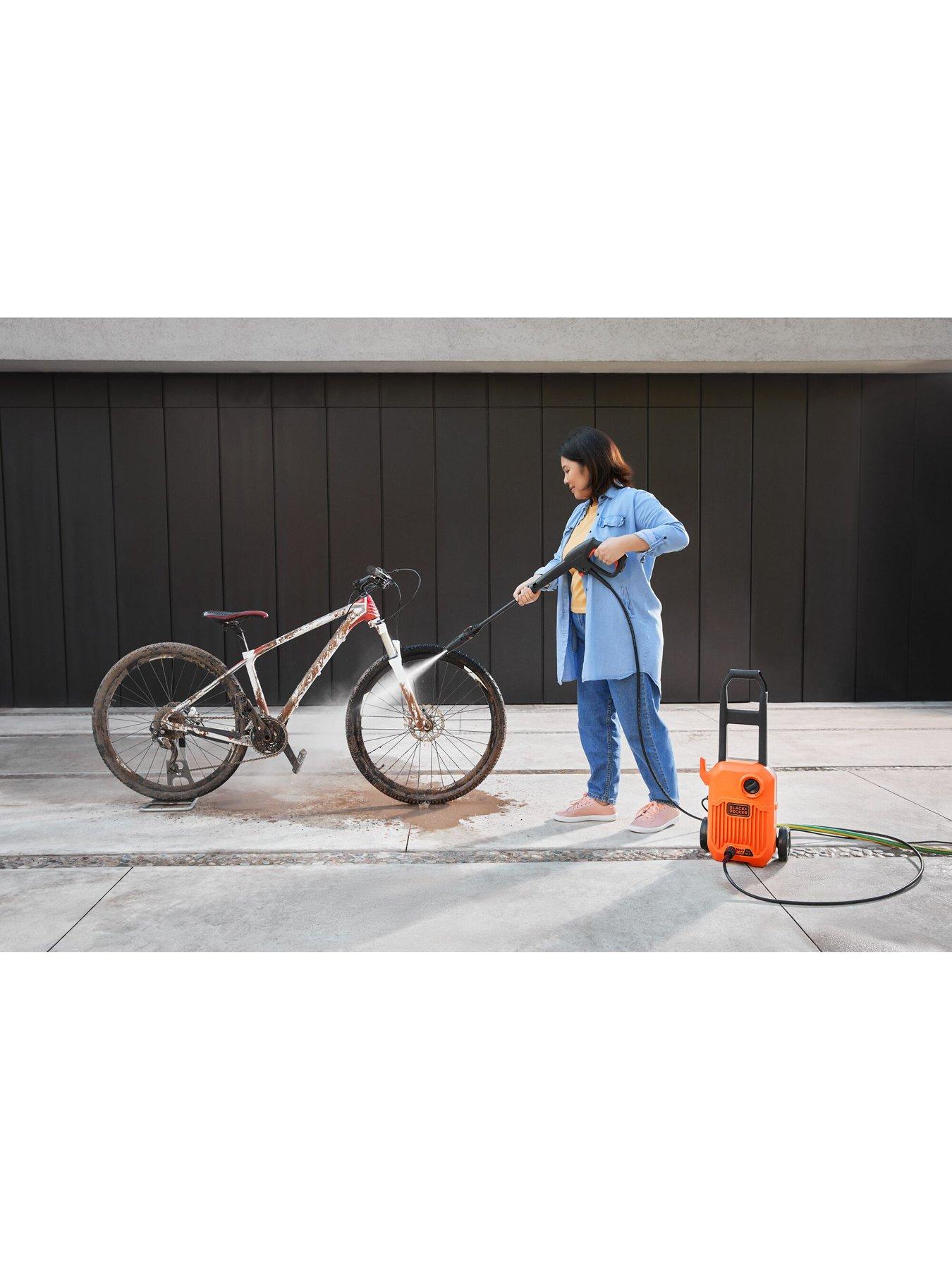 black-decker-1300w-110-bar1600-psi-pressure-washeroutfit