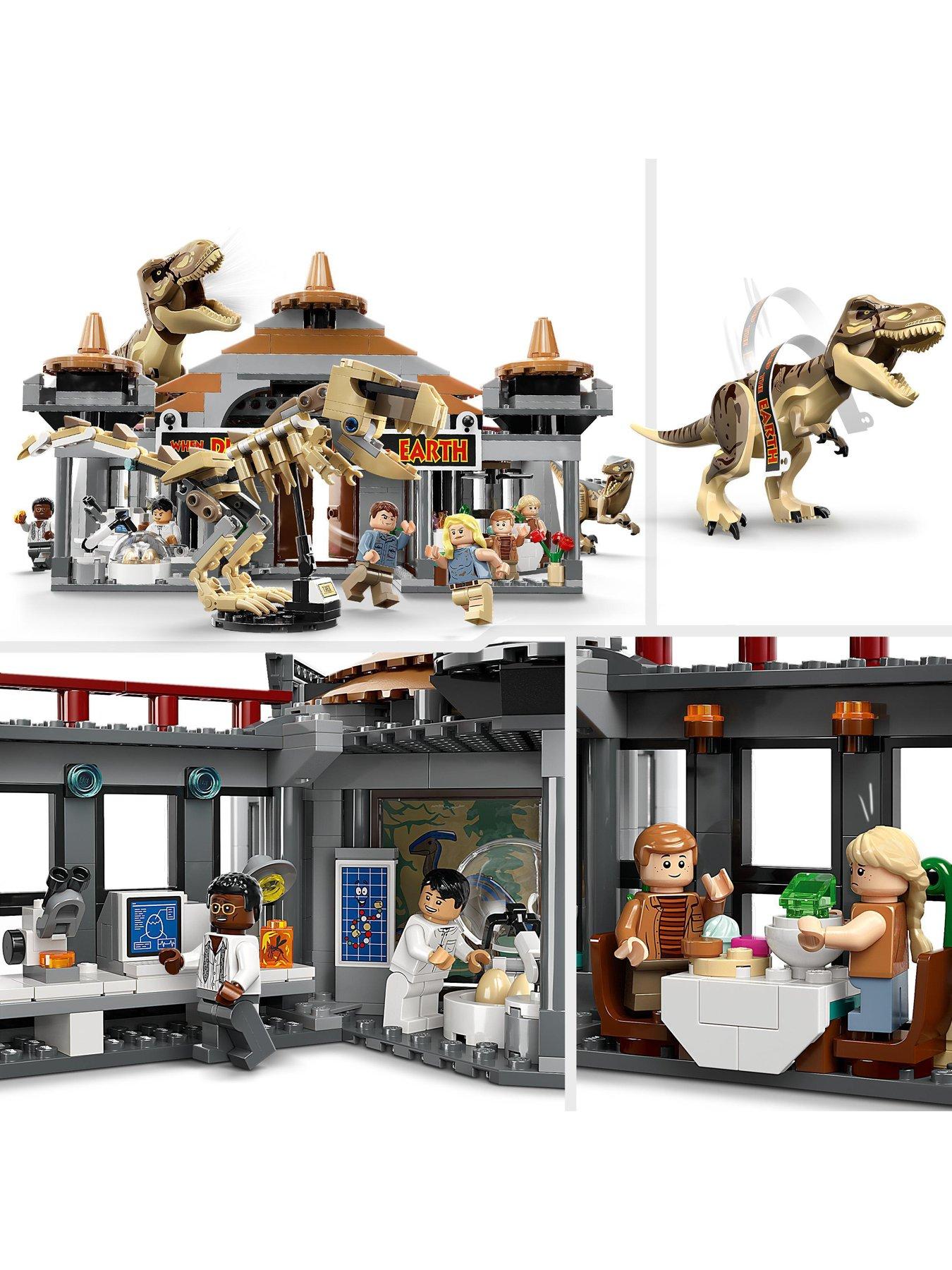 lego-jurassic-world-visitor-centre-t-rex-amp-raptor-attack-76961outfit