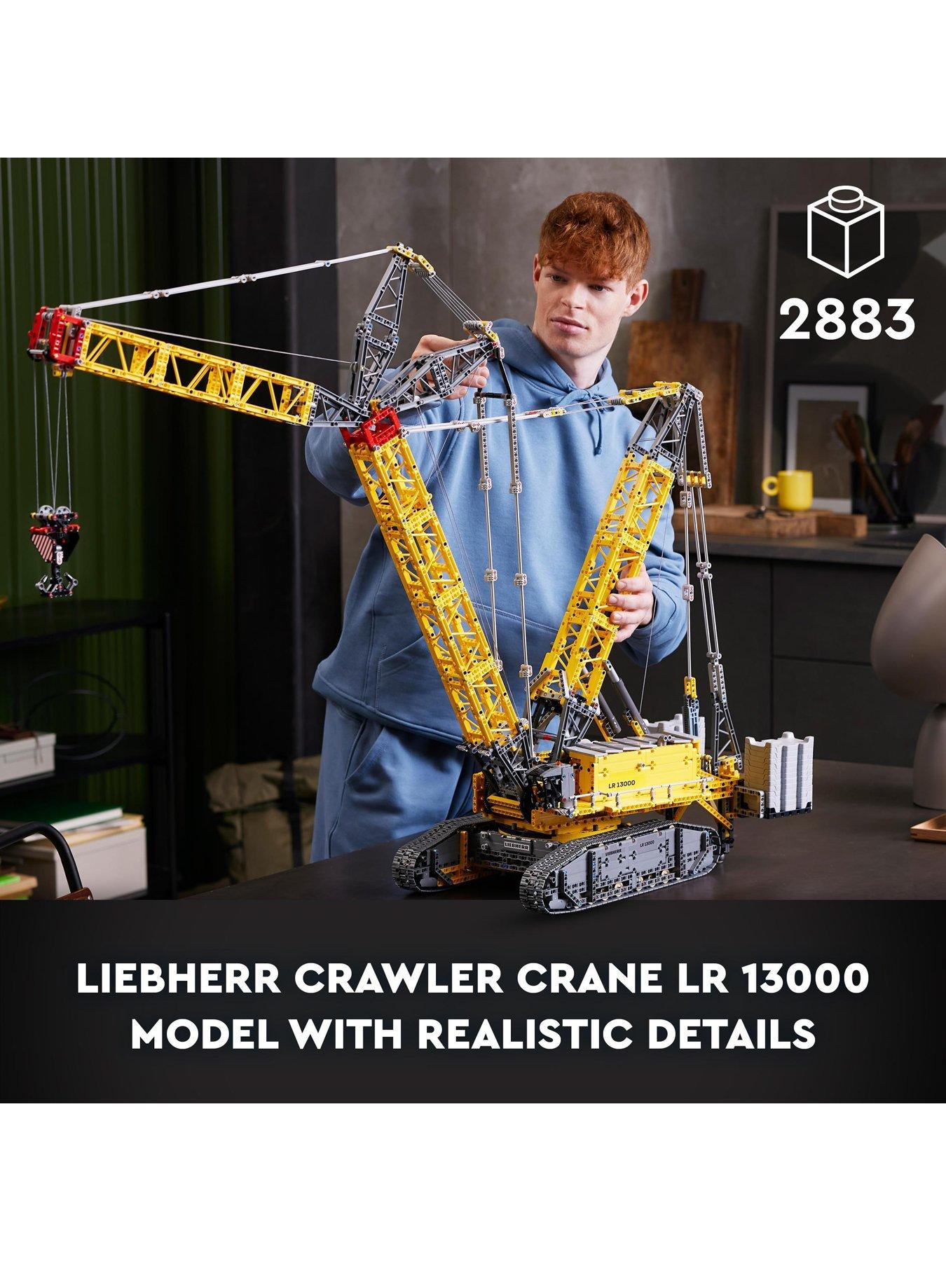 Image 2 of 7 of LEGO Technic Liebherr Crawler Crane LR 13000 Set 42146