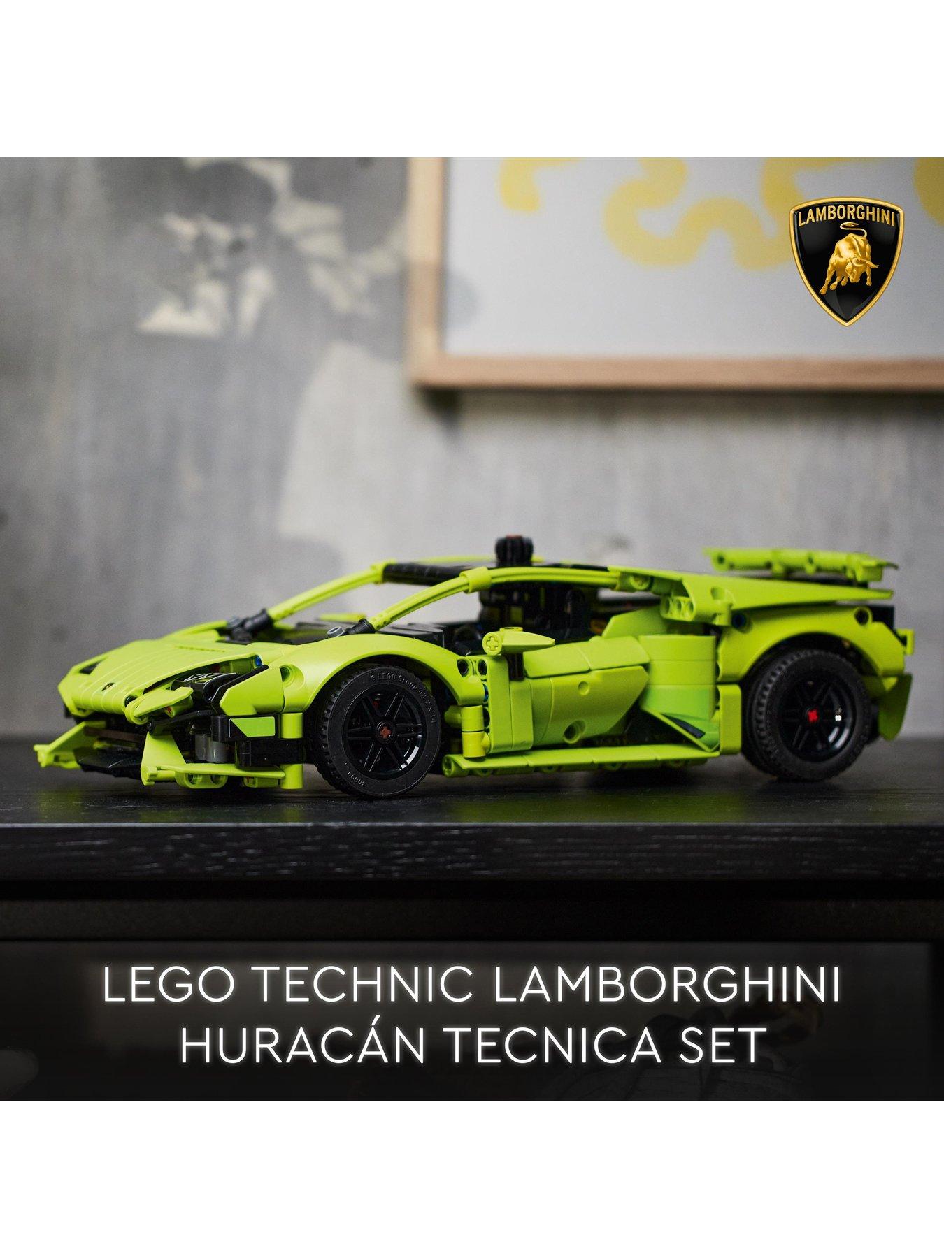 Image 2 of 7 of LEGO Technic Lamborghini Hurac&aacute;n Tecnica Set 42161