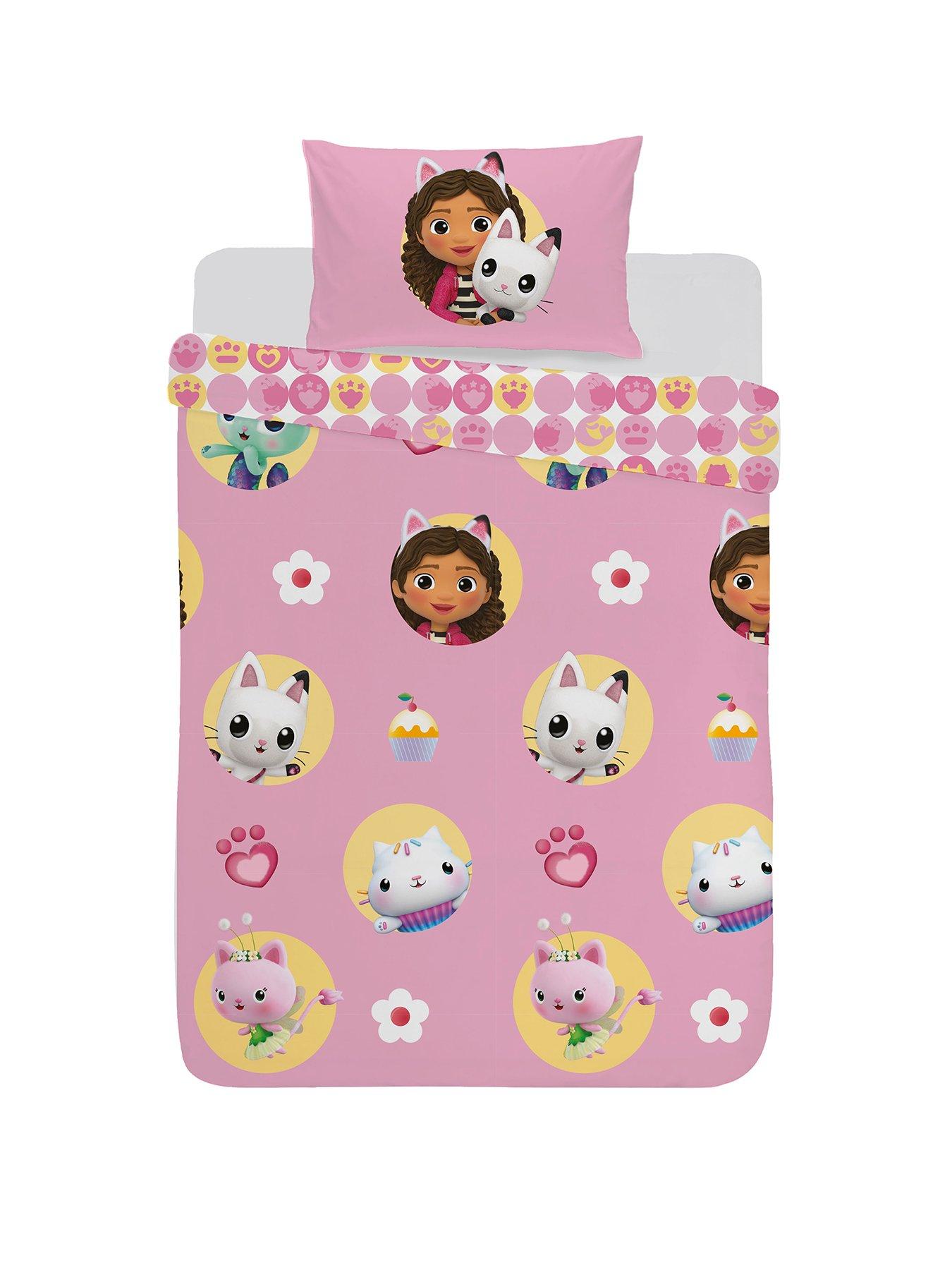 gabbys-dollhouse-gabby-and-friends-duvet-cover-set-pinkstillFront