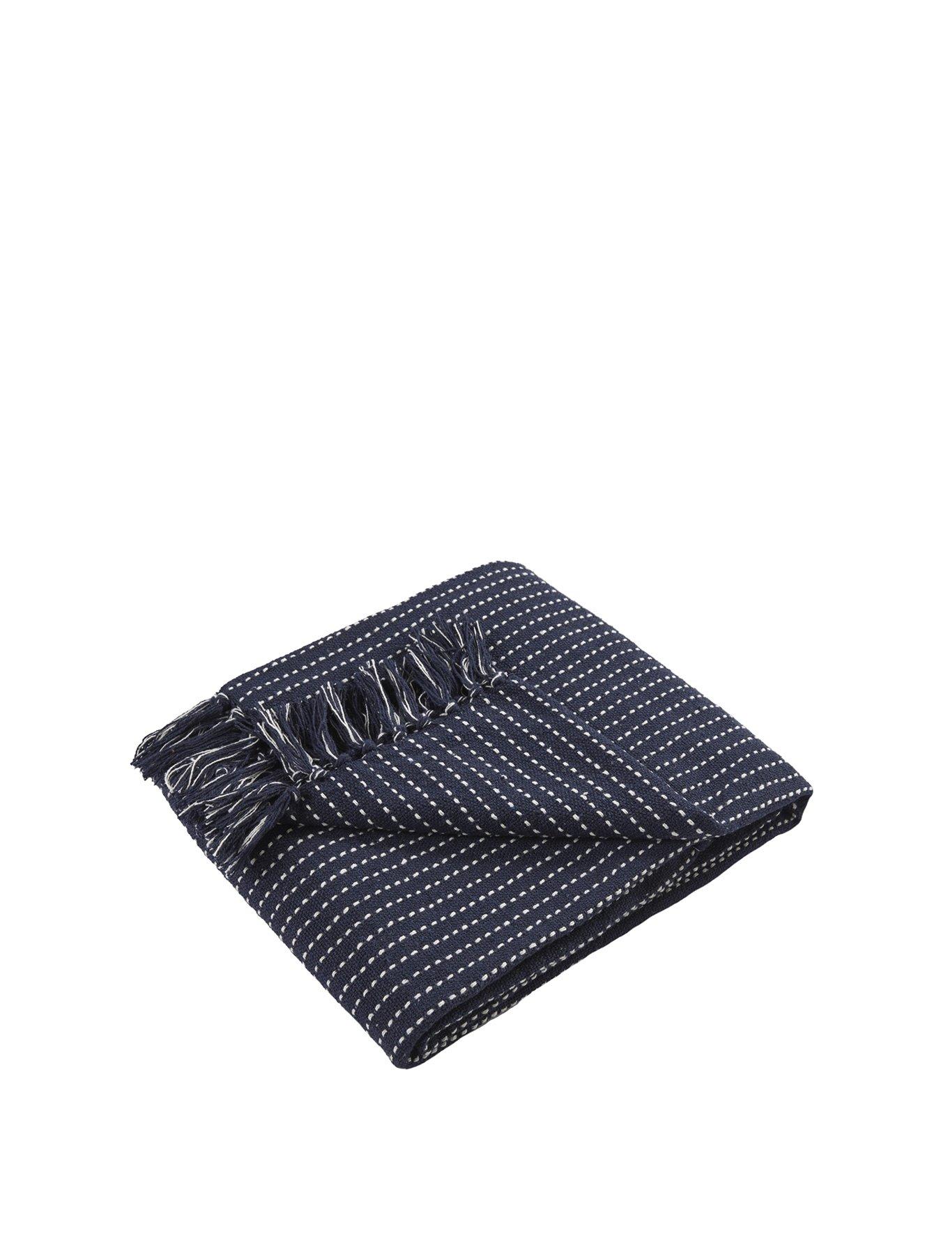 drift-home-quinn-throw-in-navy