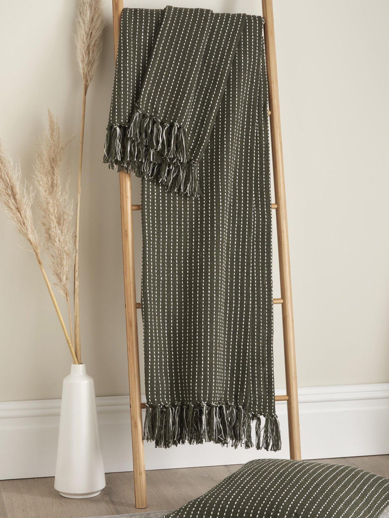 drift-home-quinn-throw-in-khaki